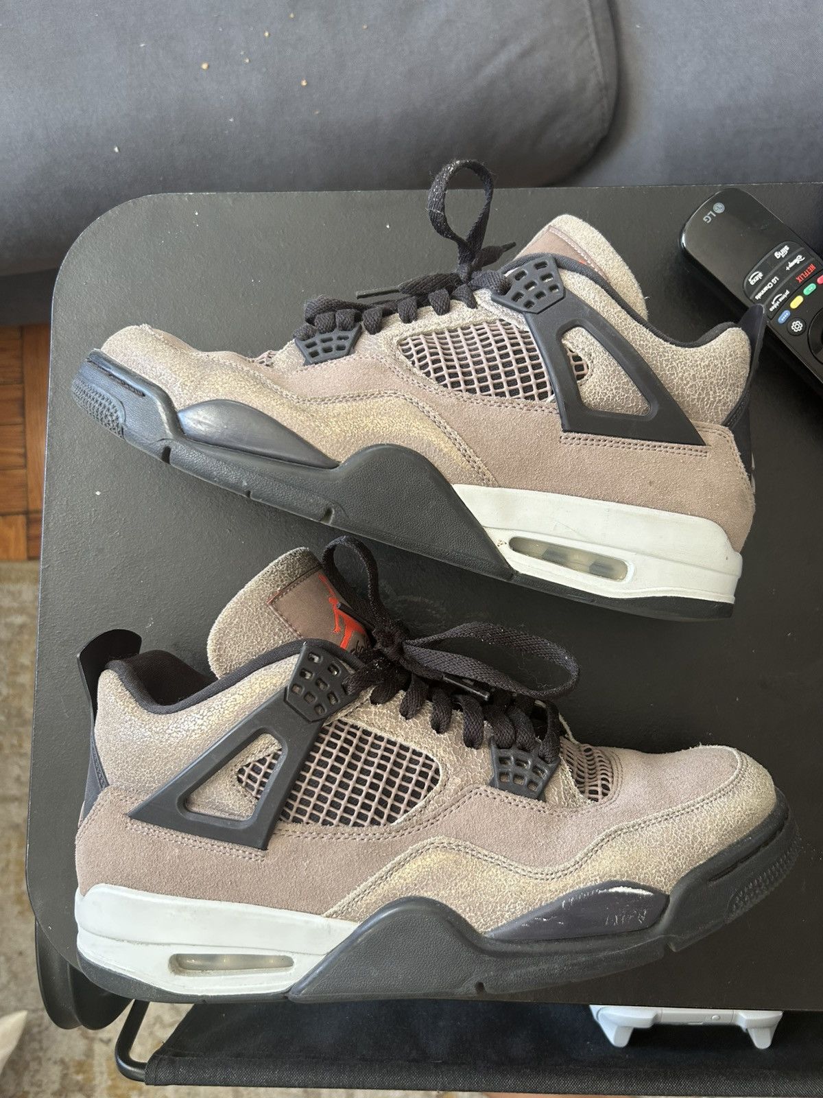 Jordan Brand Jordan 4 Taupe Haze Size US 10.5 / EU 43-44 - 1 Thumbnail