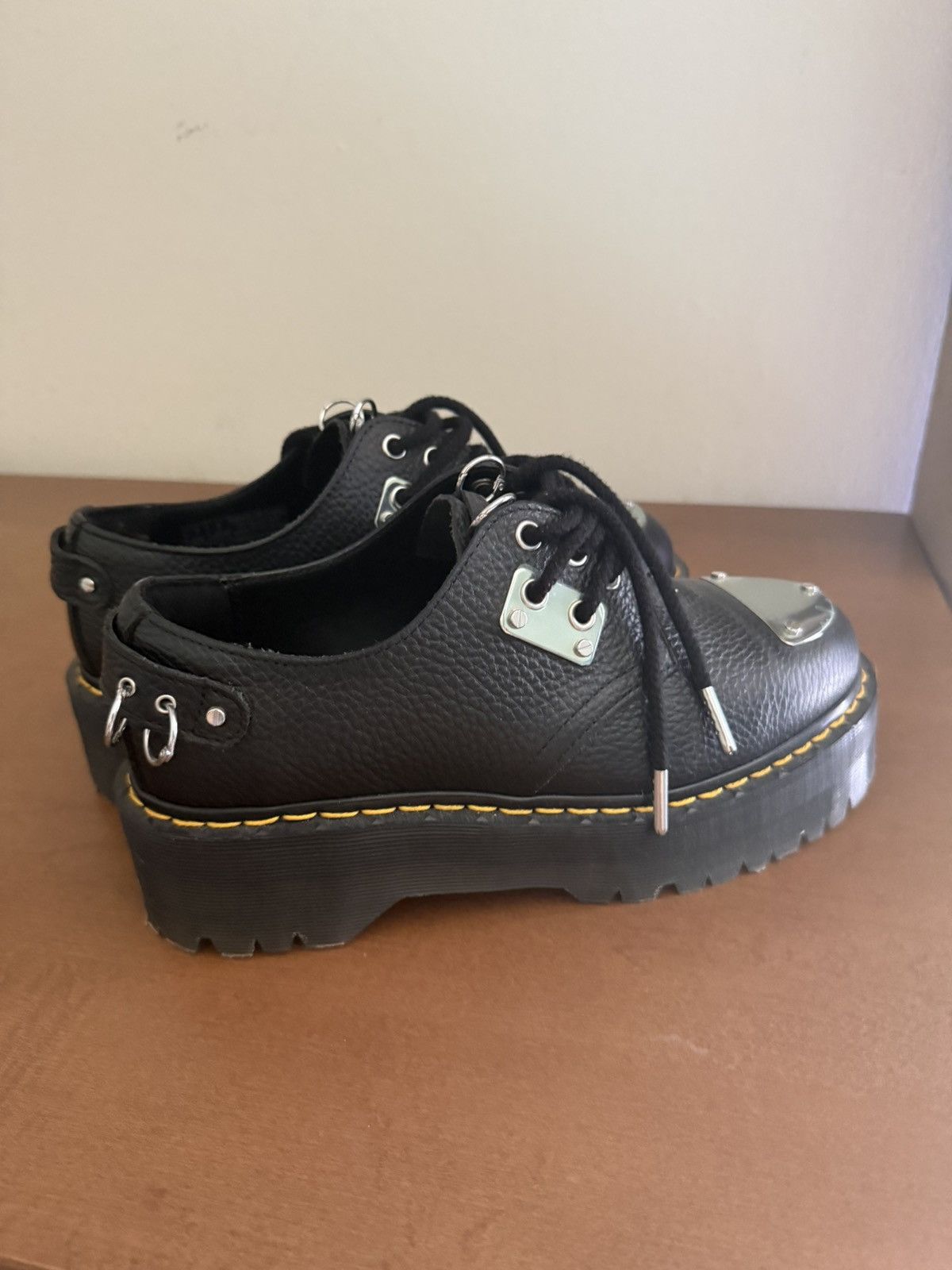Dr. Martens Dr. martens pierced derby Size US 8 / EU 41 - 5 Thumbnail