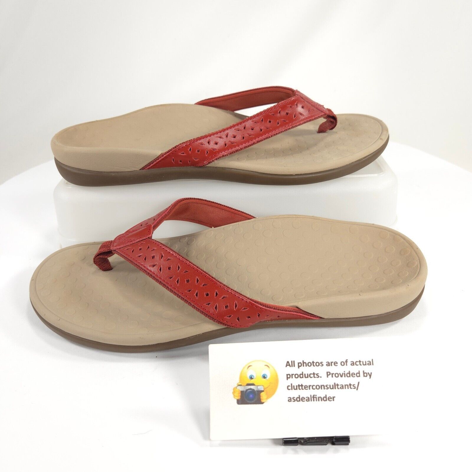 Vionic Vionic Tide Perf Thong Sandals Womens Size 9 TVW5302 Red Size US 9 / IT 39 - 5 Thumbnail