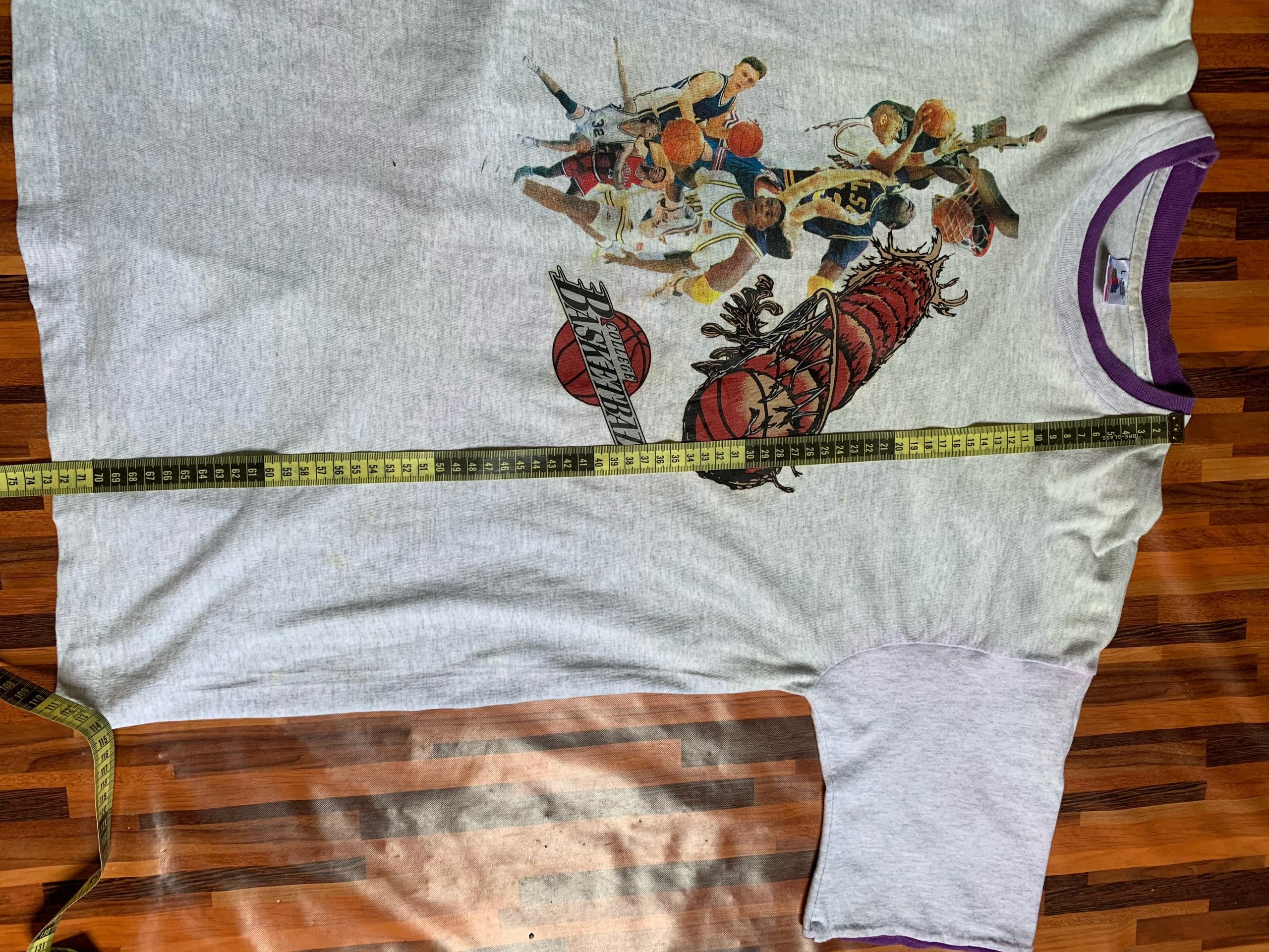 Vintage made in usa college Basketball single stich Size US M / EU 48-50 / 2 - 7 Thumbnail