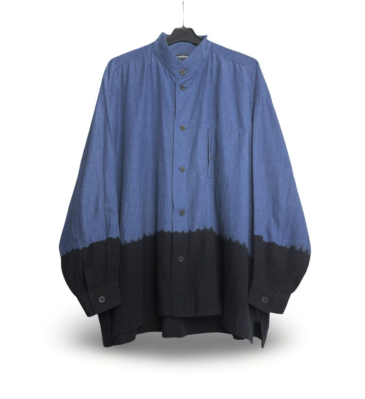 Issey Miyake Issey Miyake Men oversized bi-colour shirt Size US S / EU 44-46 / 1 - 1 Thumbnail