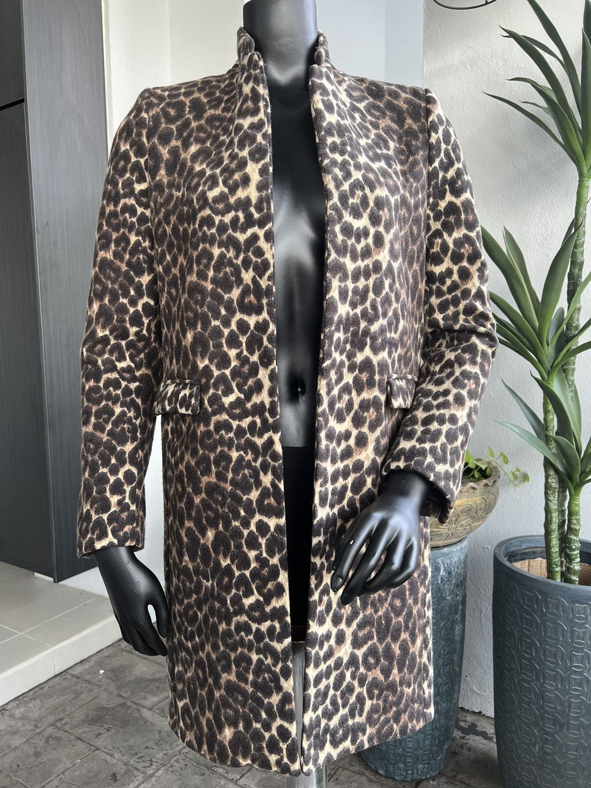 Zara ZARA Leopard Print Faux Suede Jacket Size S / US 4 / IT 40 - 2 Thumbnail