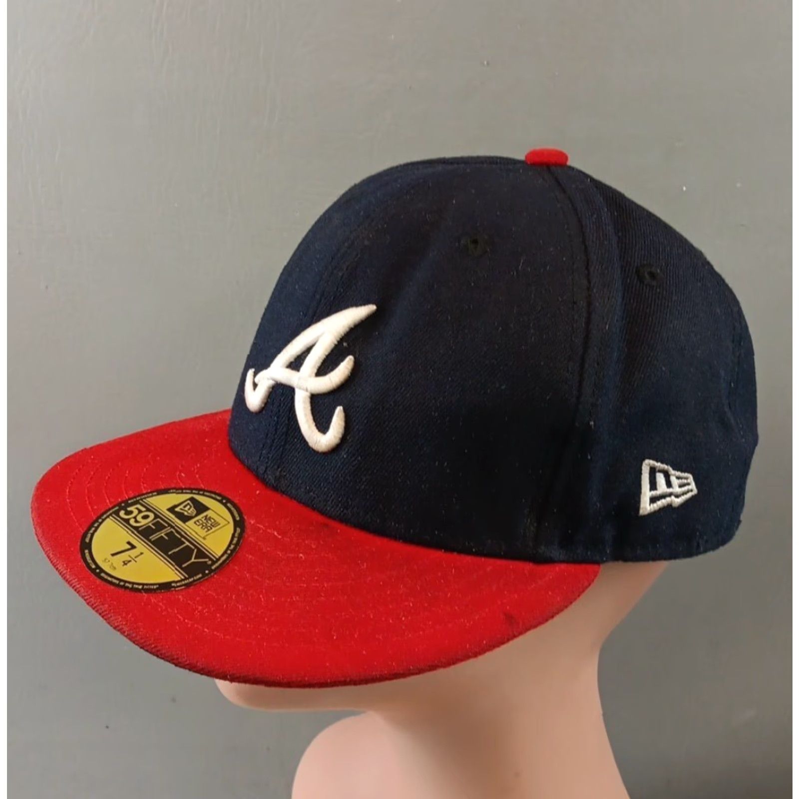 New Era Atlanta Braves 59fifty Fitted Hat Navy Blue 7 1/4 New Era Unisex Adults Official On Field Hat Size ONE SIZE - 3 Thumbnail