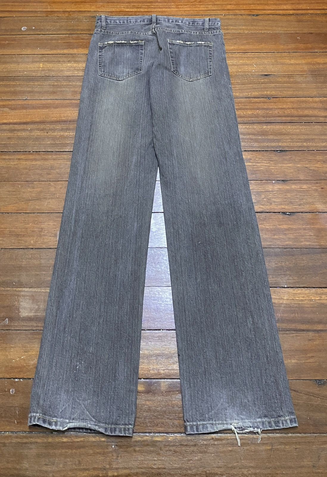 Japanese Brand Very Rare Vintage Japanese Brand Distressed Jeans 1990s Size US 33 - 2 Thumbnail