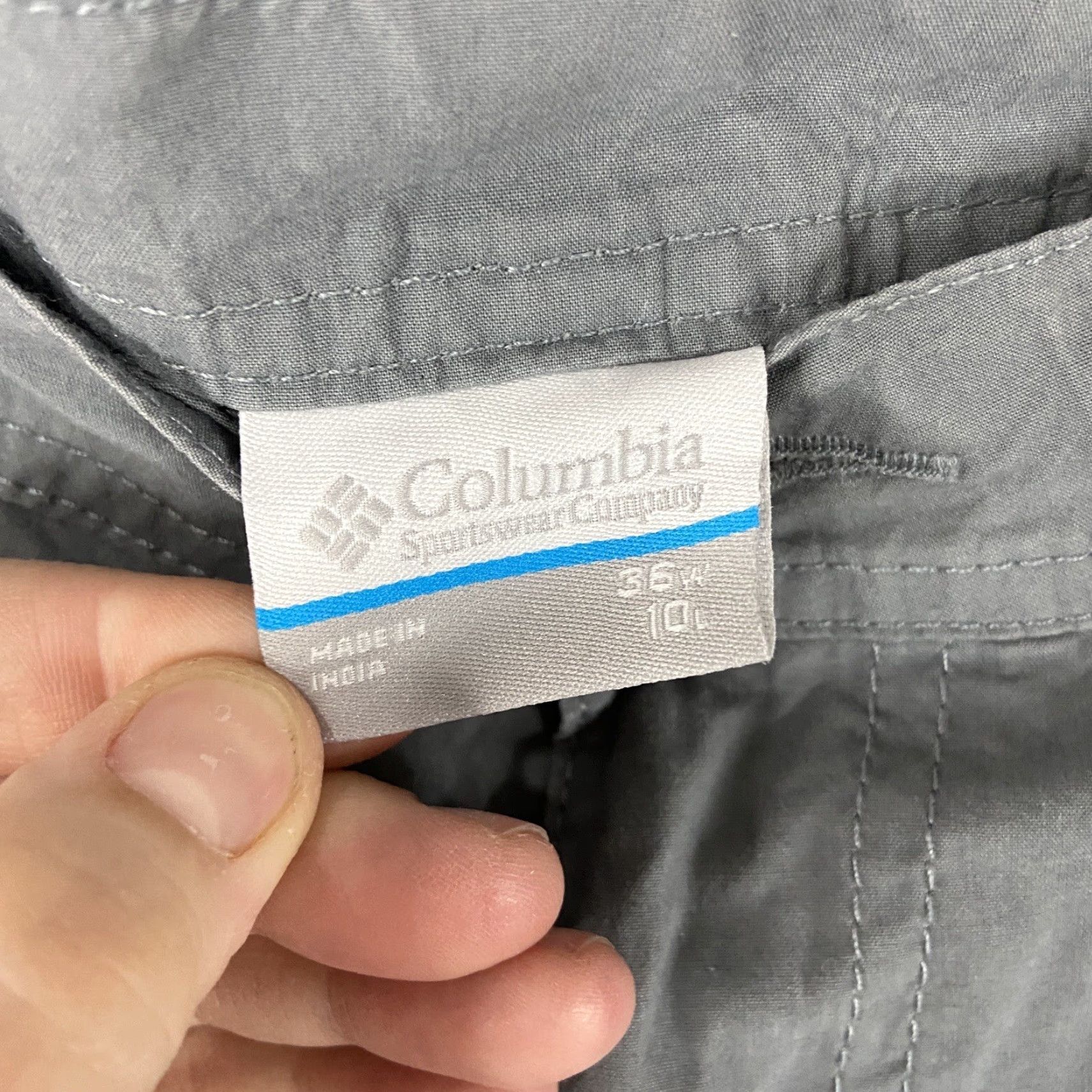 Vintage Columbia Gray Shorts Men 36 Chino Regular - Mens Size US 36 / EU 52 - 4 Thumbnail