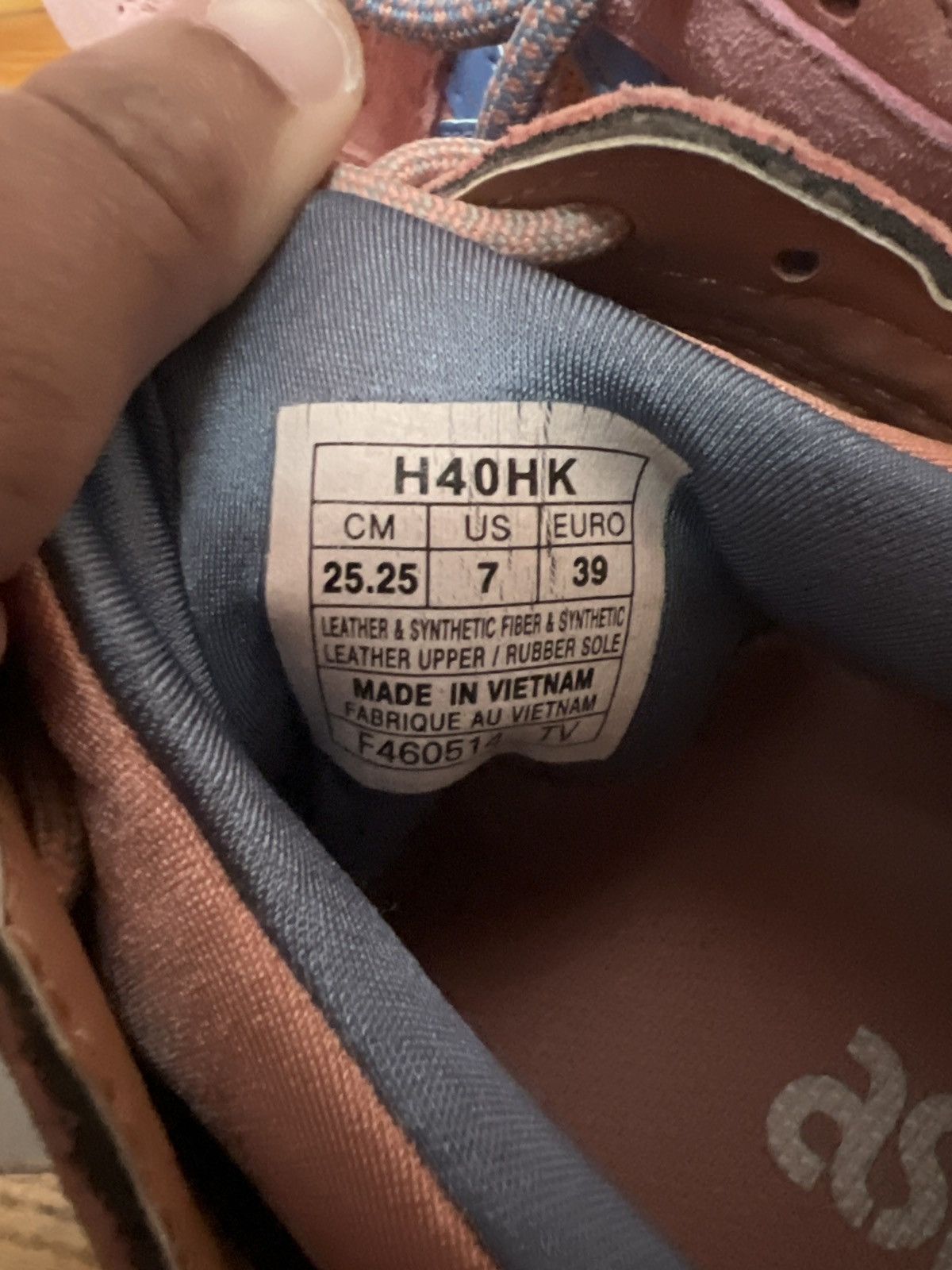 Asics ASICS Gel-Lyte V x Ronnie Fieg Size US 7 / EU 40 - 5 Thumbnail