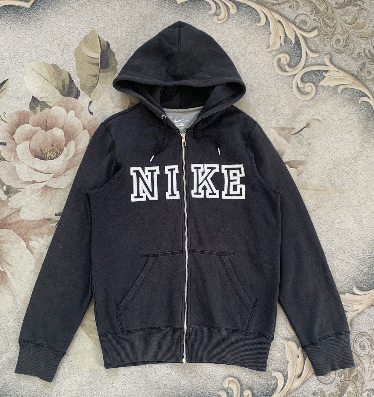 Nike Nike Sweater Zipper Jacket Hooded Size US S / EU 44-46 / 1 - 1 Thumbnail