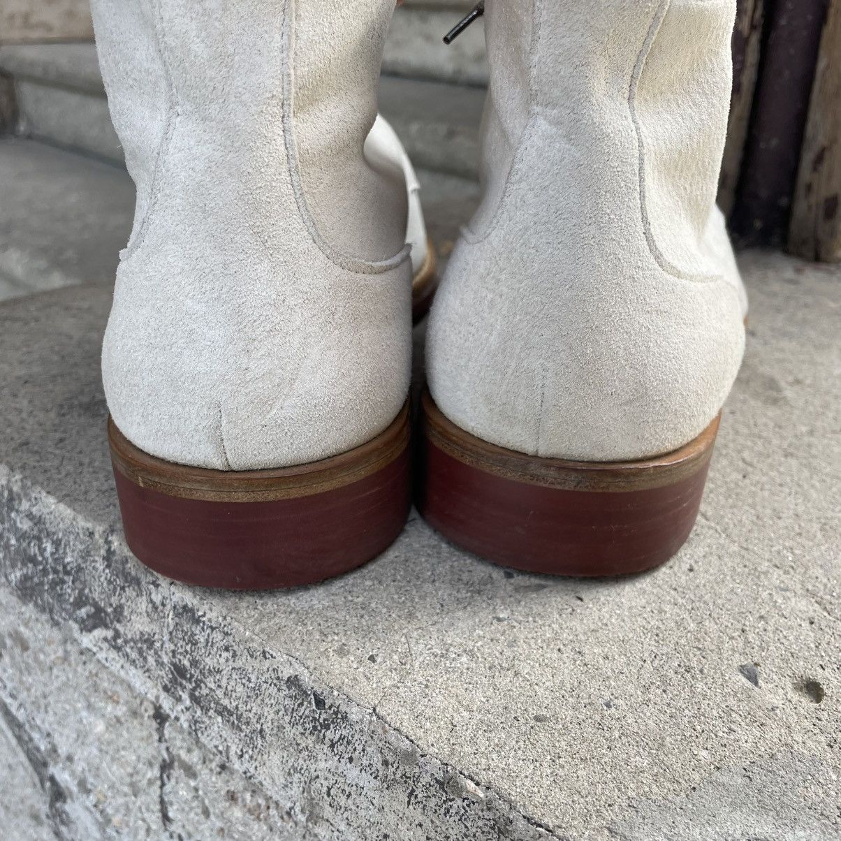 Balenciaga Balenciaga Cream White Suede Desert Boots Size US 11 / EU 44 - 10 Thumbnail
