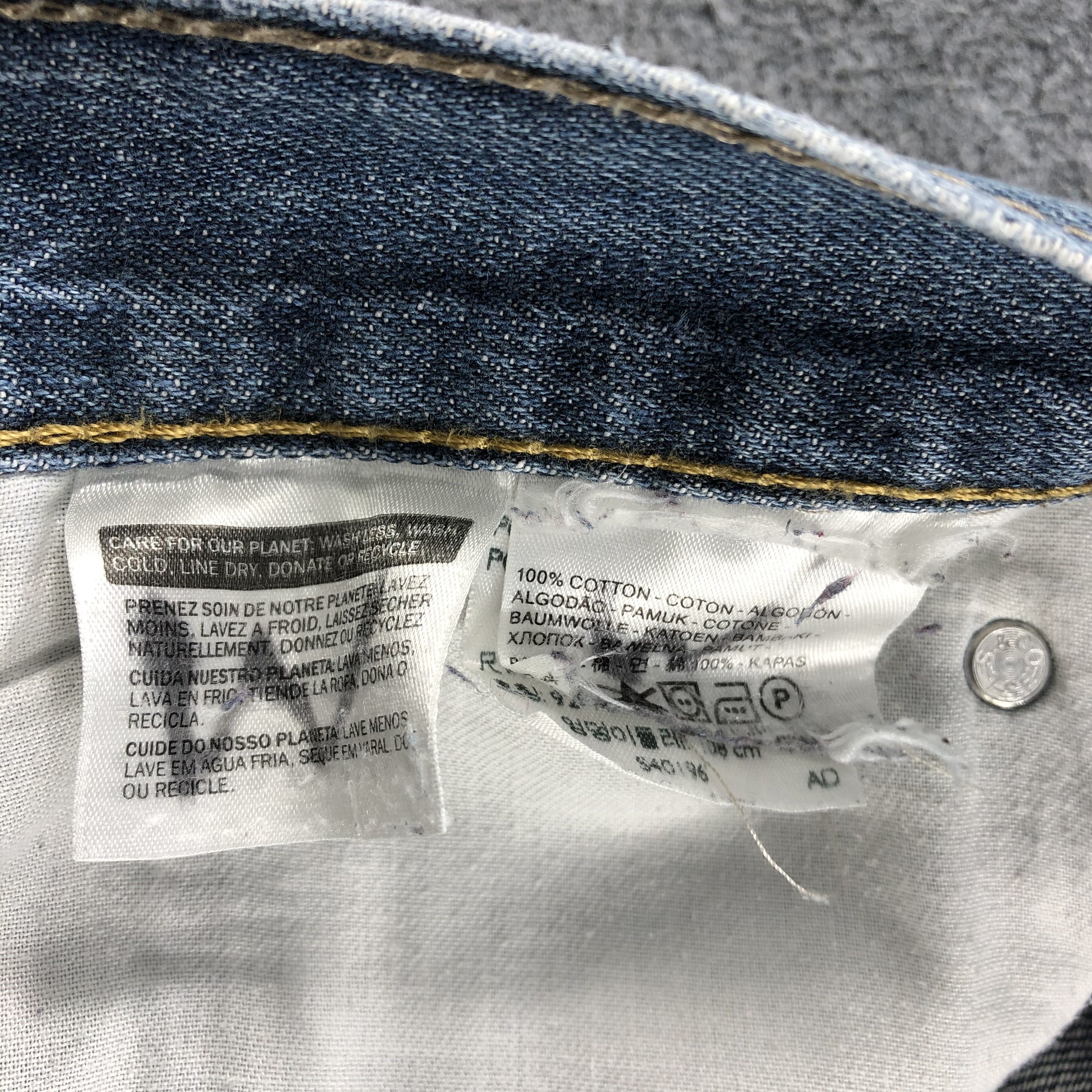 Levi's Vintage Blue Wash Levis 550 Jeans-J2088 Size US 35 - 12 Thumbnail