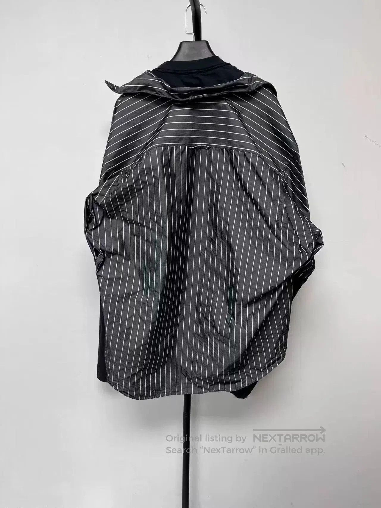 Balenciaga black striped long sleeve button. Size US M / EU 48-50 / 2 - 2 Thumbnail