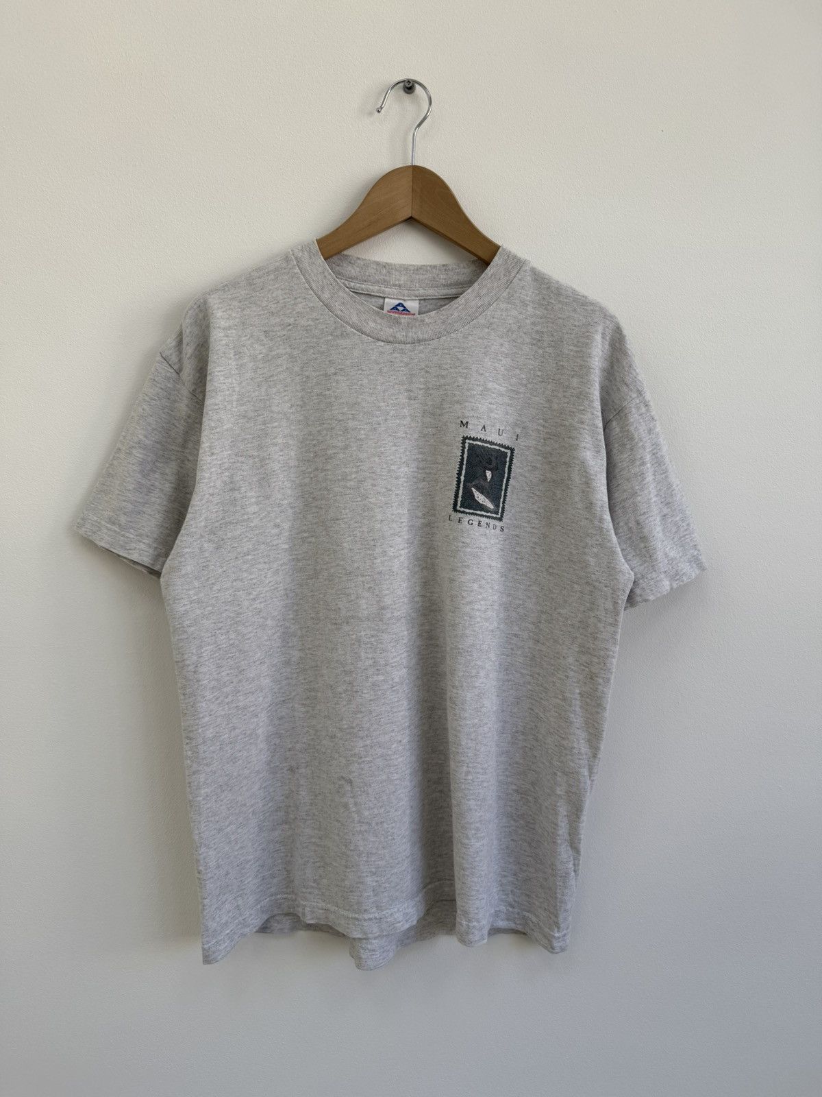 Vintage Vintage Maui Legends Surfer Graphic T-Shirt Size US L / EU 52-54 / 3 - 3 Thumbnail
