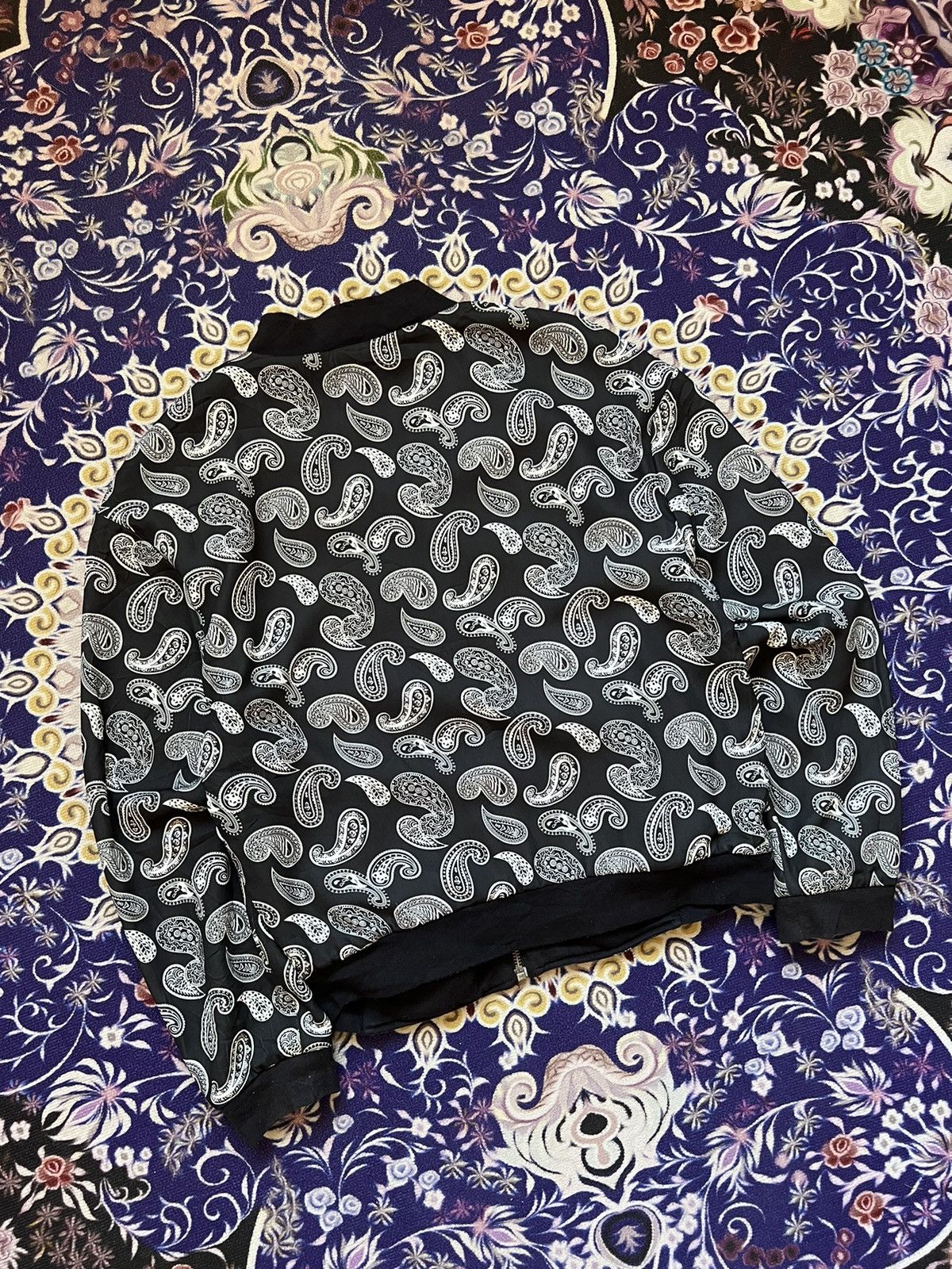 MOUSSY Moussy Reversible Paisley Print Bomber Jacket Vintage Size M / US 6-8 / IT 42-44 - 9 Thumbnail