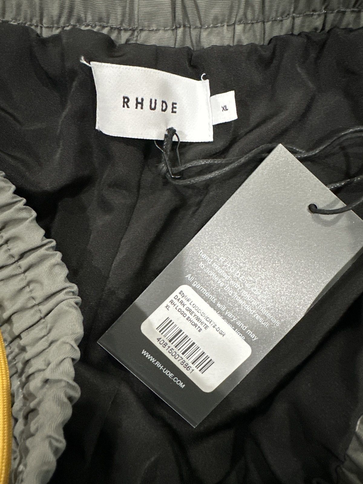 Rhude Rhude Logo shorts Sz XL NWT Size US 38 / EU 54 - 3 Thumbnail