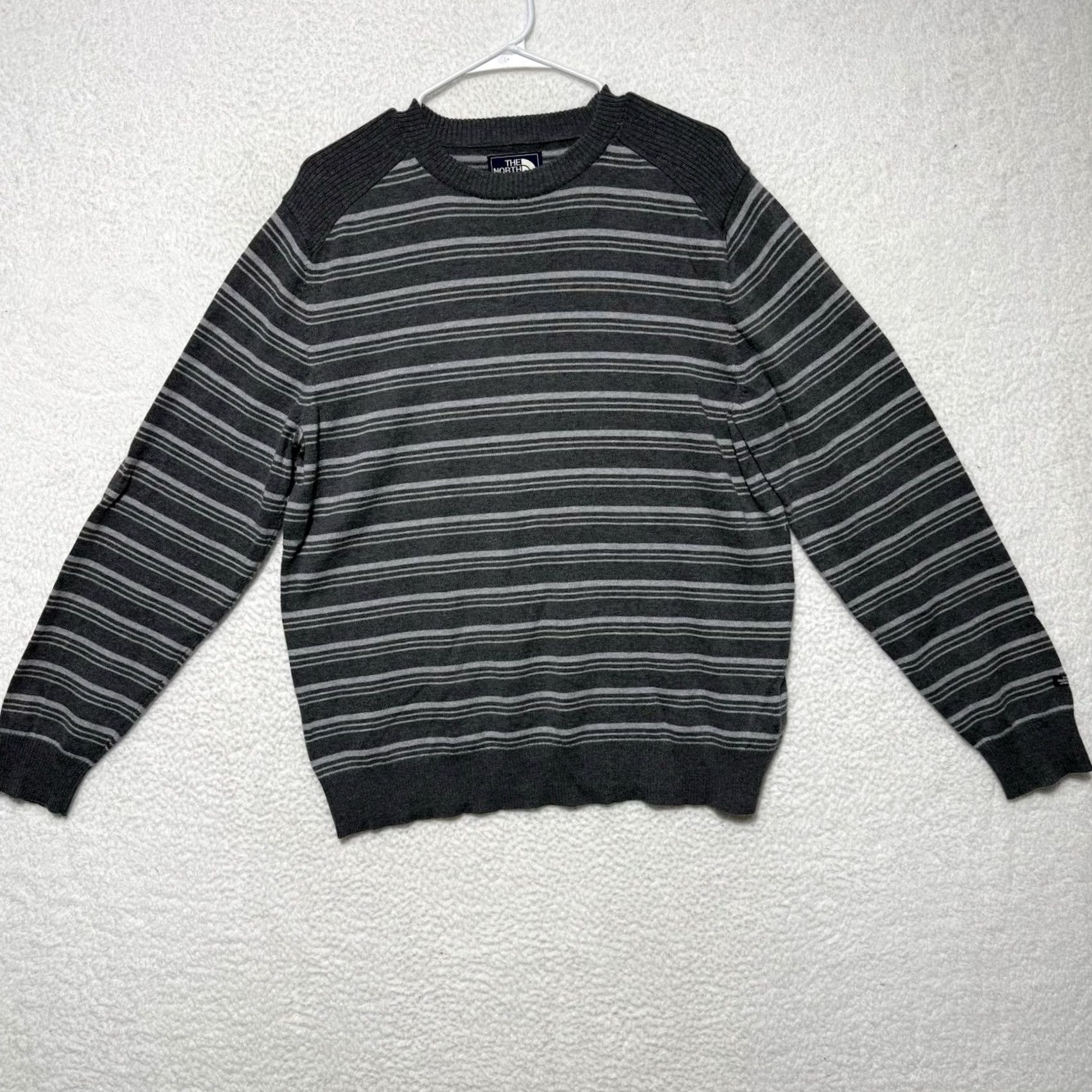 The North Face The North Face Sweater Mens Gray Striped Crew Neck Cotton Blend M LS Size M Crewneck Men Size US M / EU 48-50 / 2 - 2 Thumbnail