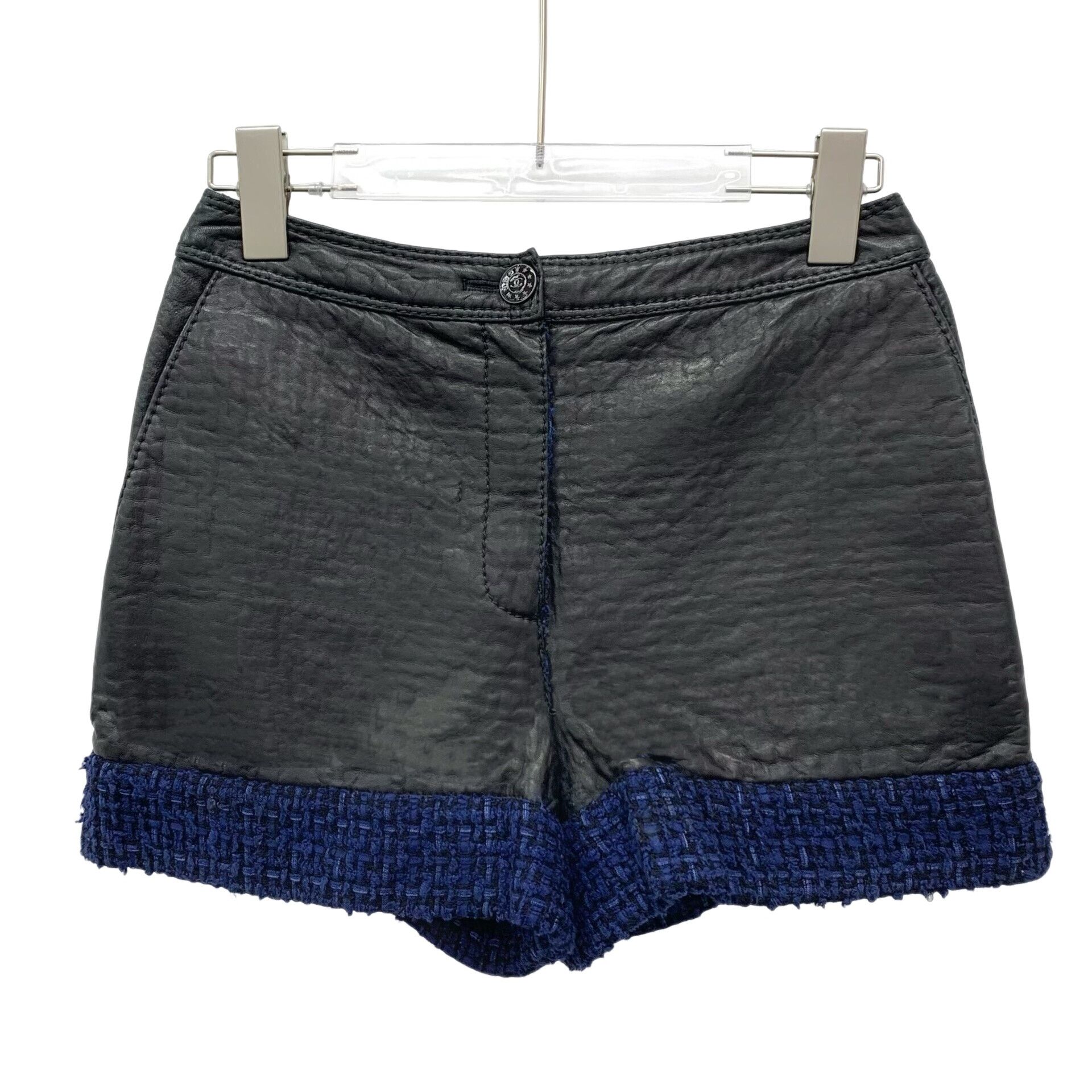 Chanel Chanel Lambskin Tweed Patchwork Shorts 34 Size 25" / US 0 / IT 36 - 1 Thumbnail