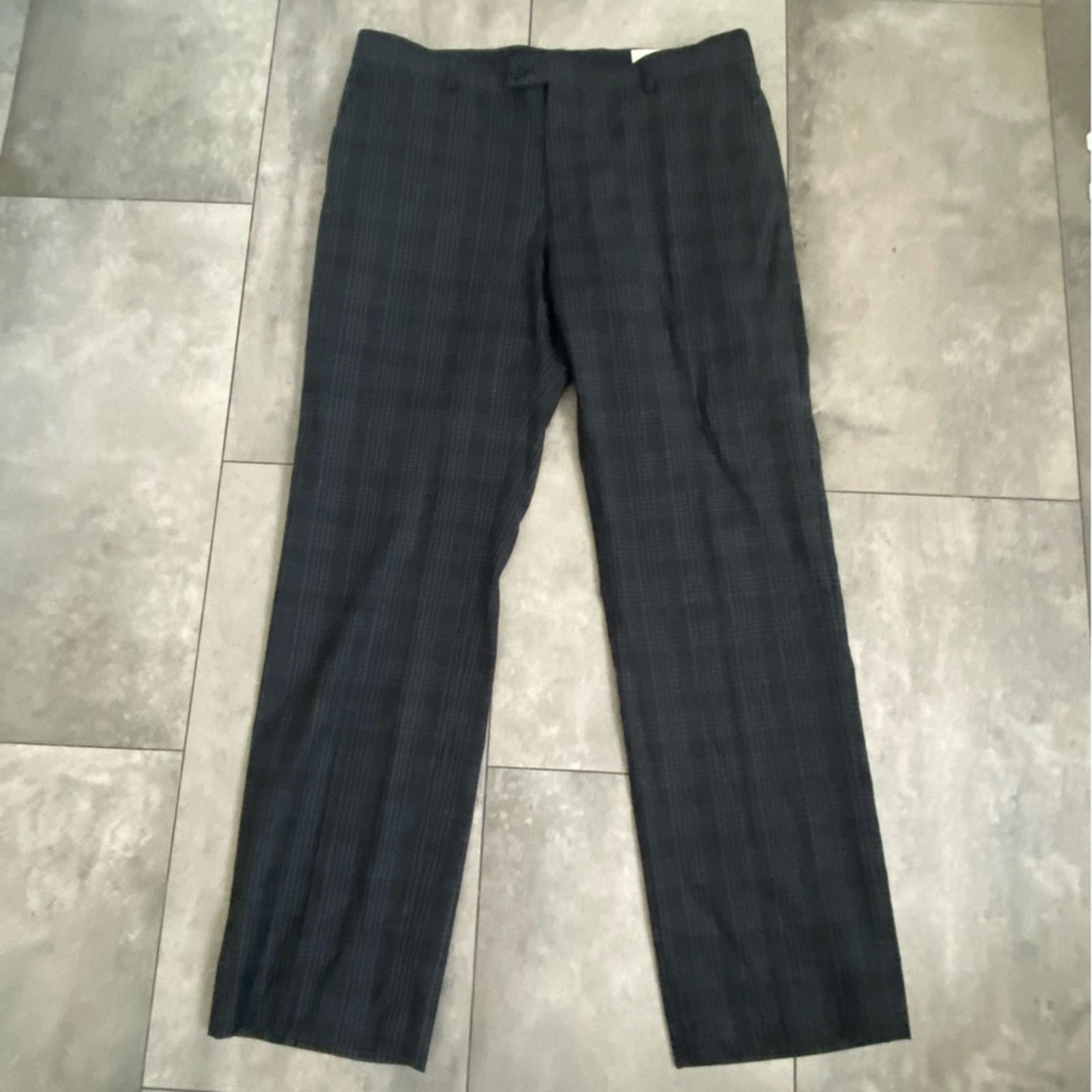 John Varvatos John Varvatos gray black plaid wool 2 piece suit 52R Size 52R - 12 Thumbnail