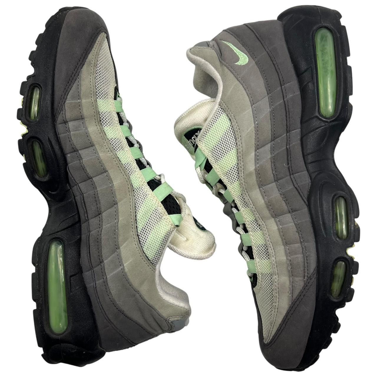Nike Nike Air Max 95 OG Fresh Mint - Size US 11 / EU 45 / UK 10 Size US 11 / EU 44 - 4 Thumbnail