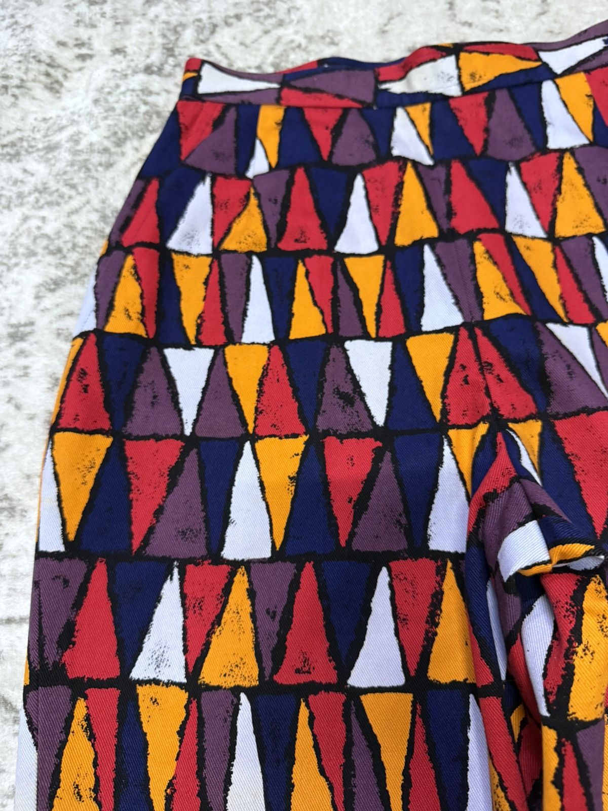 Yves Saint Laurent Archive Yves Saint Laurent Geometric Balloon Tapered Pants Size 26" / US 2 / IT 38 - 5 Thumbnail