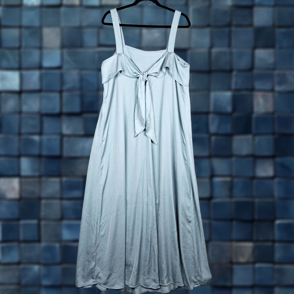 Banana Republic Banana Republic Women's Bias Cut Midi Dress L NEW Blue Solid V-Neck Sleeveless Casual Regular Dress Length: Short Size L / US 10 / IT 46 - 1 Thumbnail