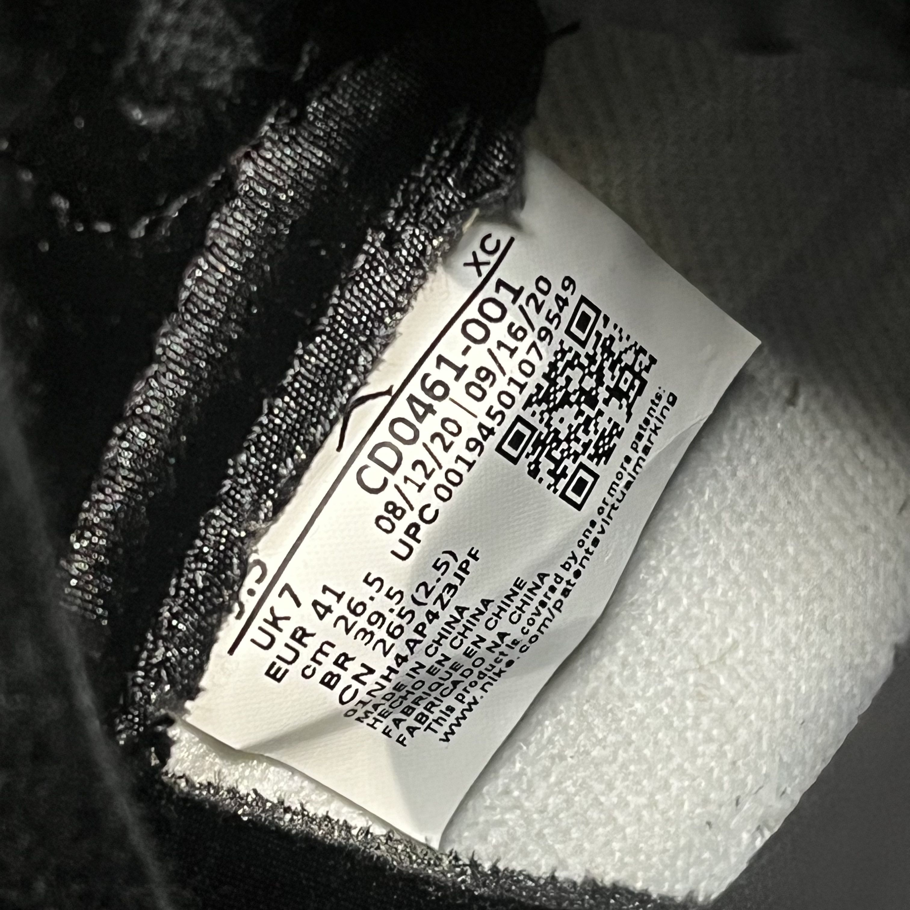 Nike Air Jordan 1 Retro High Silver Toe (W) Size US 9.5 / IT 39.5 - 6 Thumbnail