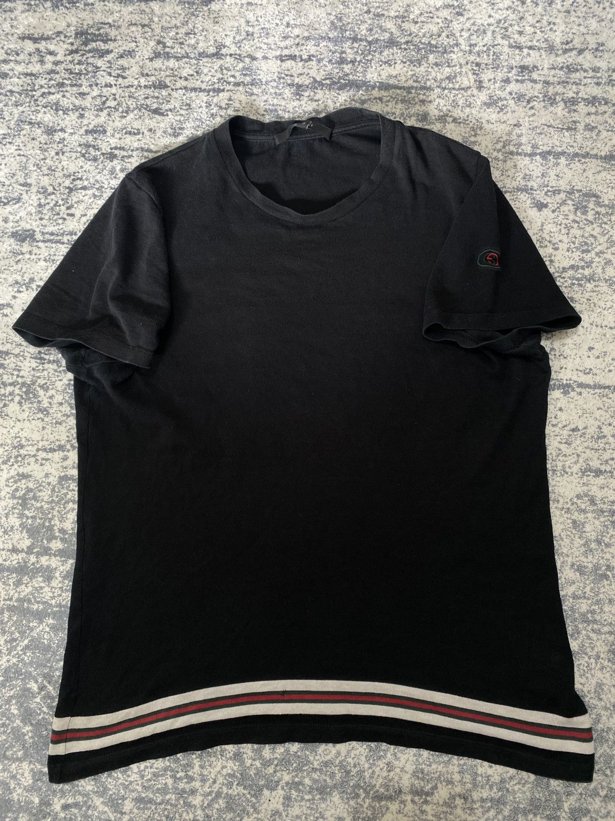 Gucci Gucci luxury web with small g in sleeve blouses Size M / US 6-8 / IT 42-44 - 1 Thumbnail