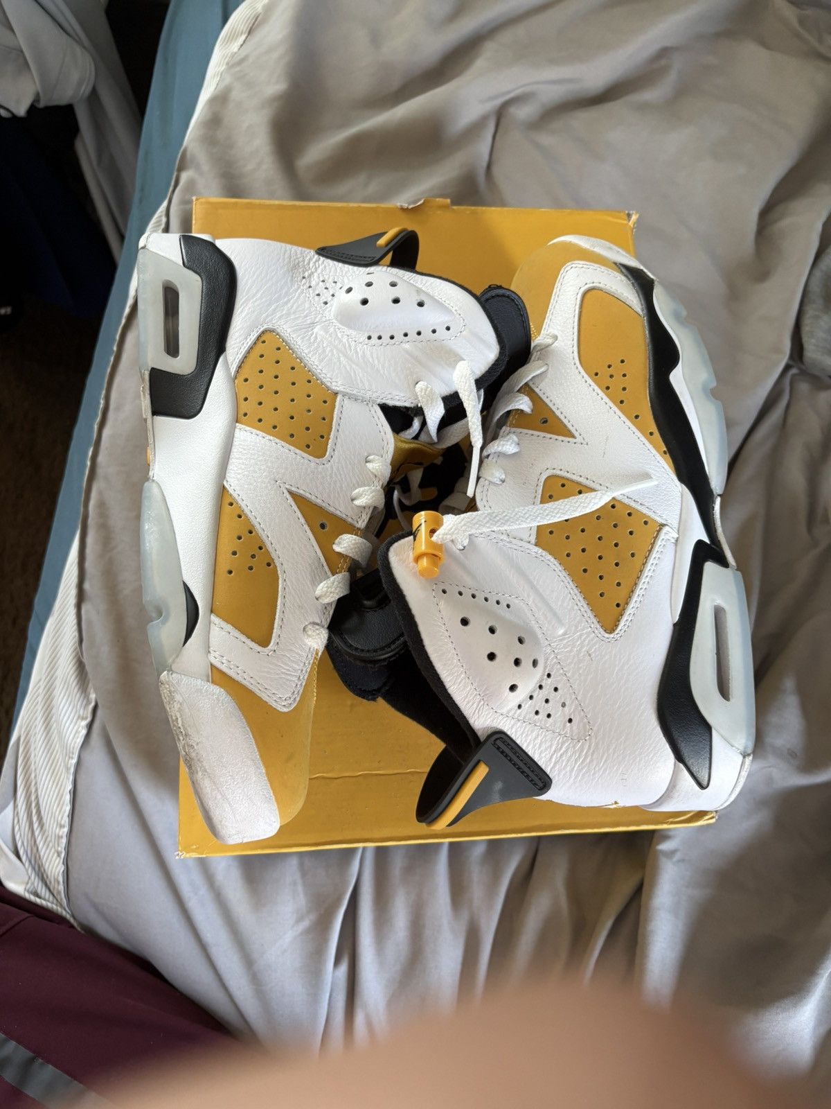 Jordan Brand Jordan Air Jordan 6 Retro Yellow Ochre Size US 8 / EU 41 - 3 Thumbnail