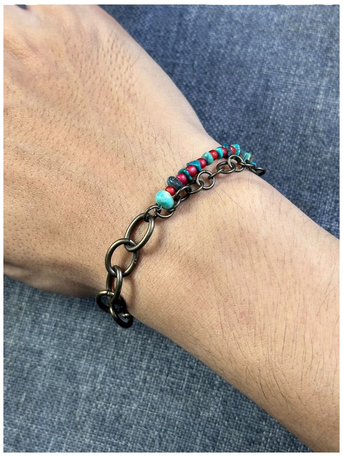 Vintage BRONZE CHAIN WITH ANTIQUE WHITE HEART BEADS BRACELET Size ONE SIZE - 3 Thumbnail
