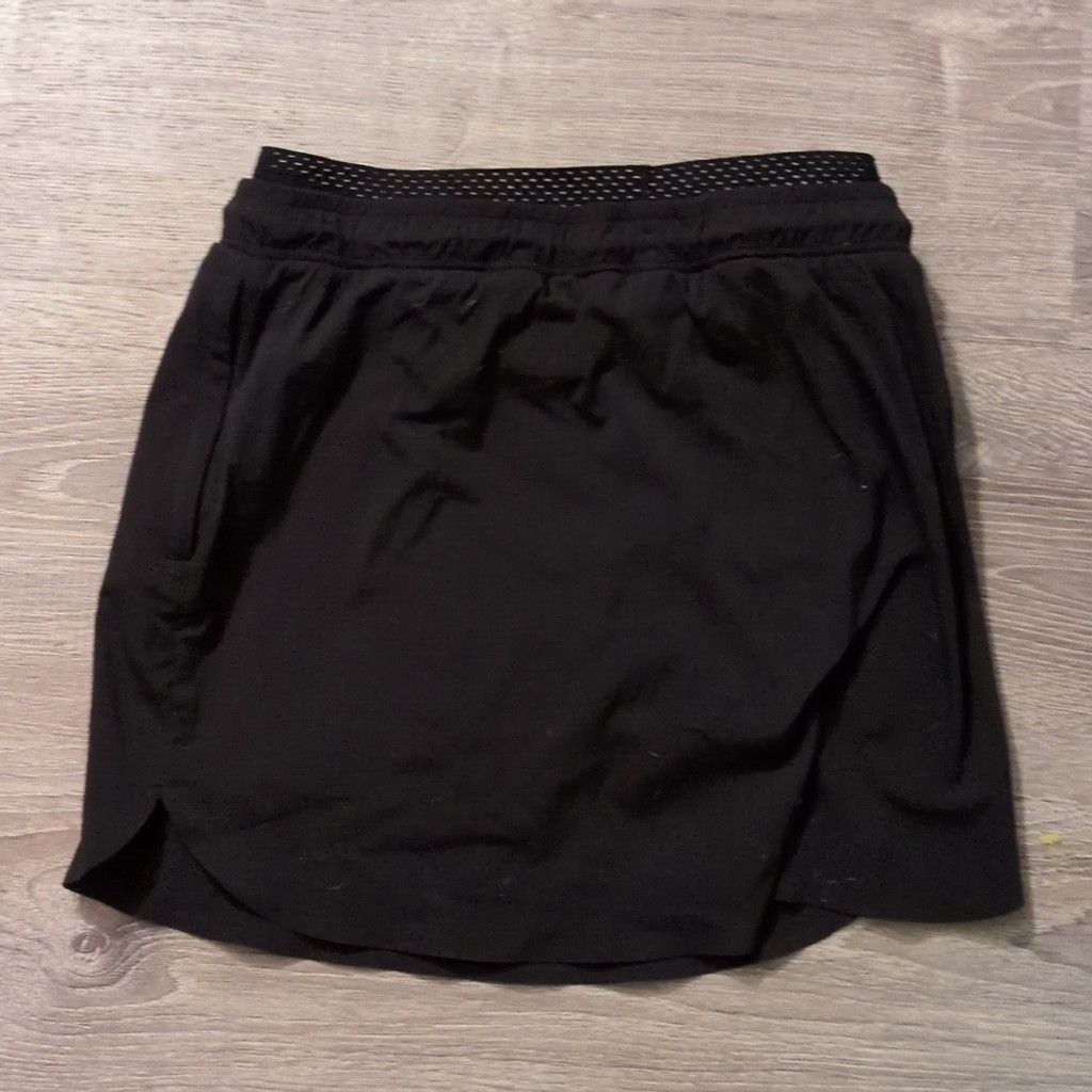 Athleta Athleta Black Crest Skort Size Small Size 27" / US 4 / IT 40 - 7 Thumbnail