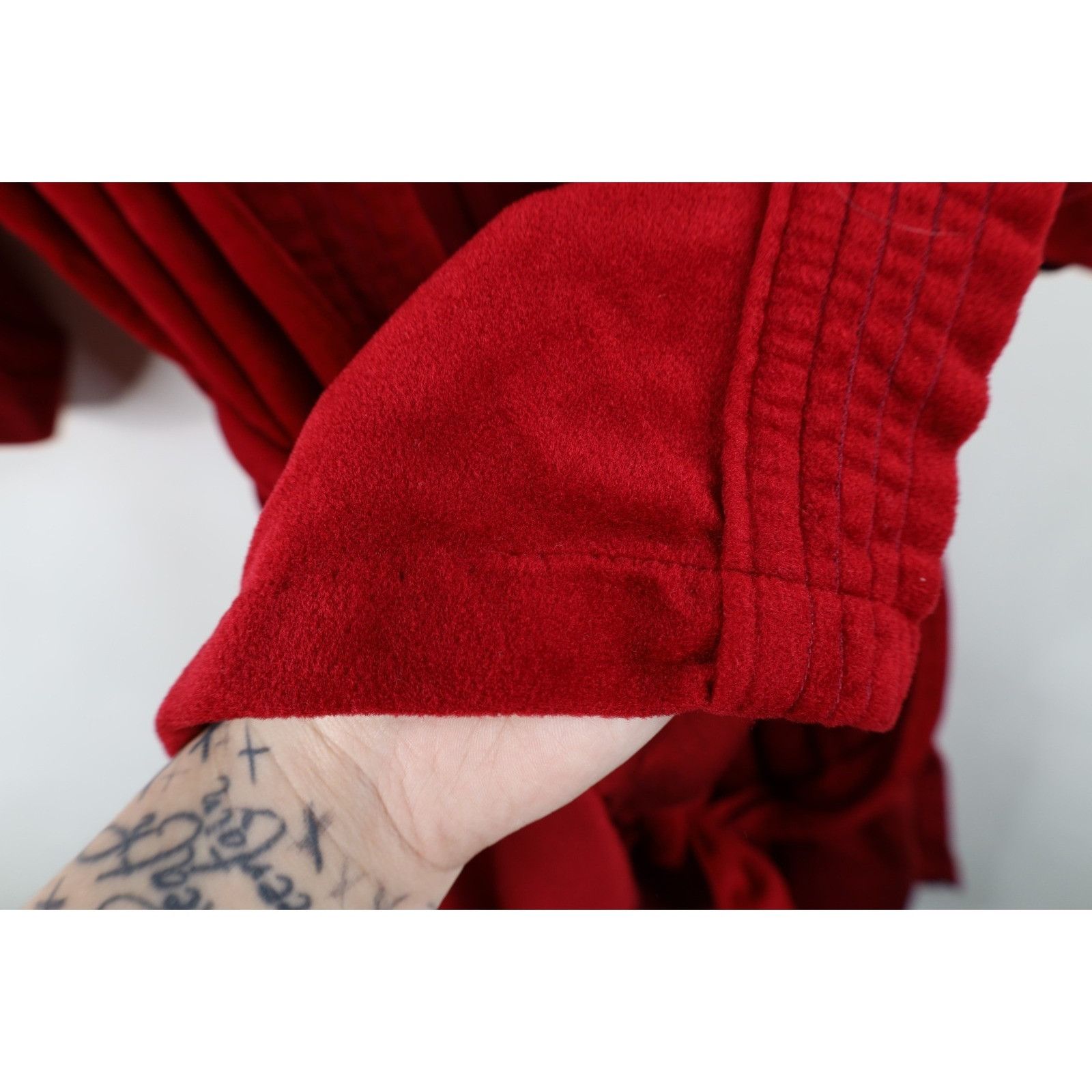 Vintage Vintage 60s 70s Streetwear Belted Velvet Velour Robe Size US L / EU 52-54 / 3 - 10 Thumbnail