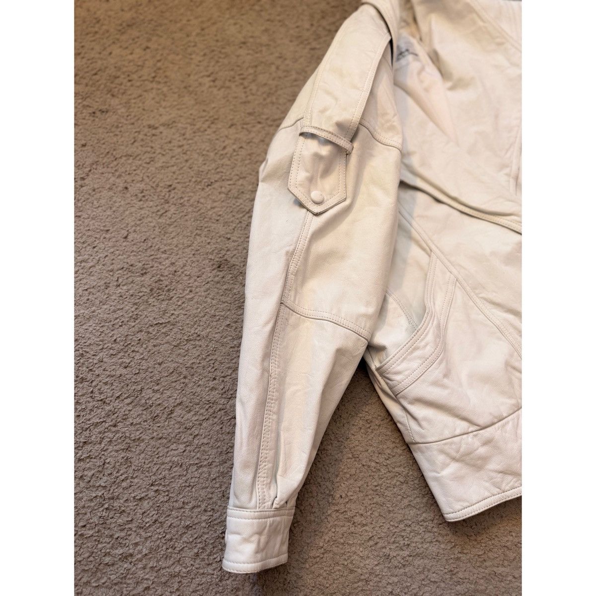 Vintage VINTAGE WHITE WILSONS LEATHER 80’S LEATHER JACKET Size US M / EU 48-50 / 2 - 4 Thumbnail