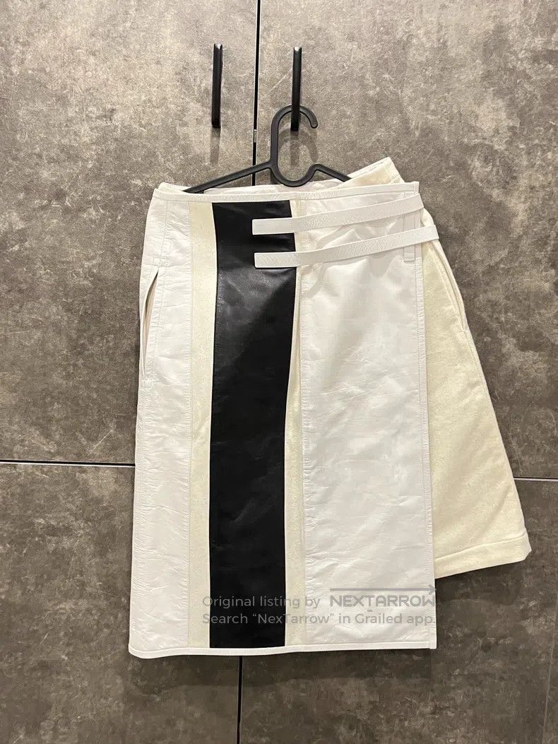 Jil Sander Jil Sander size 34 Runway Two-Piece Leather Skirt Size 33" - 3 Thumbnail