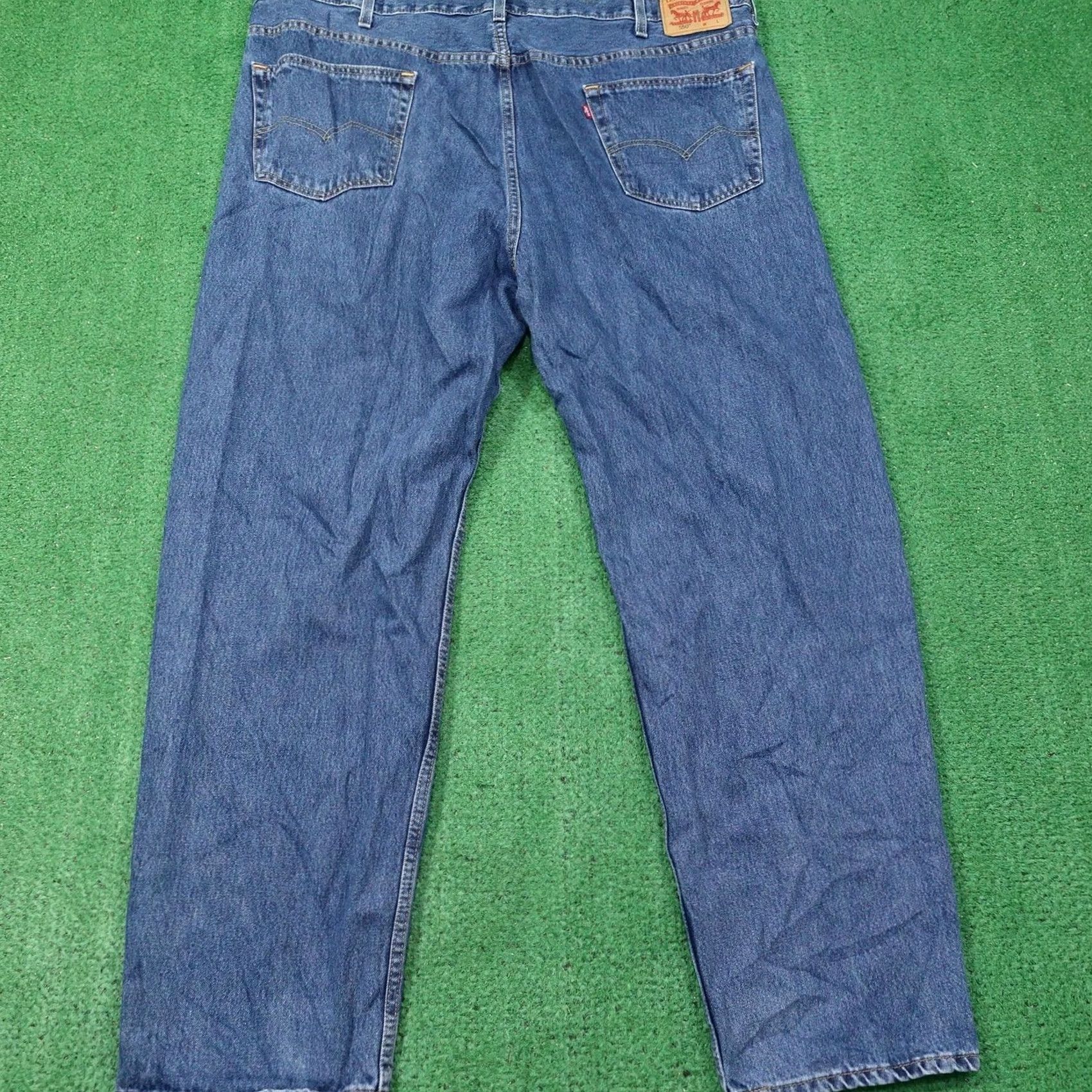 Levi's Levi's 550 Jeans Mens 48x34 Blue Medium Wash Relaxed Tapered Denim Pants Big & Tall Mens Jeans Size US 32 / EU 48 - 4 Thumbnail