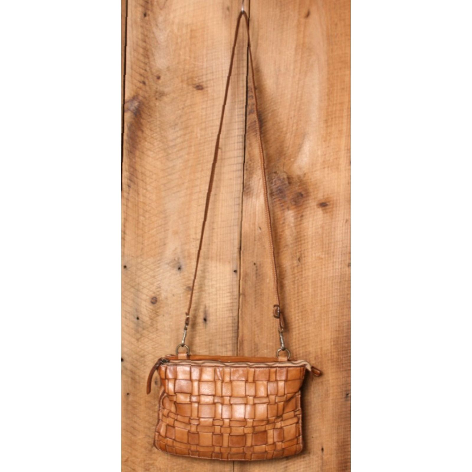 Vintage COSTANZA ROTA Crossbody Bag Tan Leather - Small, 12x8x2.5 in - Women, Leather, C rossbody, D etail s Size ONE SIZE - 2 Thumbnail