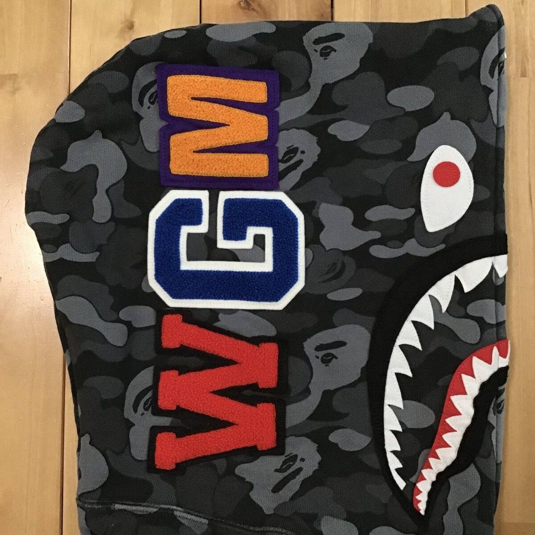 Bape × Nigo 2008 🔥Aoyama store camo🔥 BAPE Shark full zip hoodie APE NIGO Size US L / EU 52-54 / 3 - 4 Thumbnail