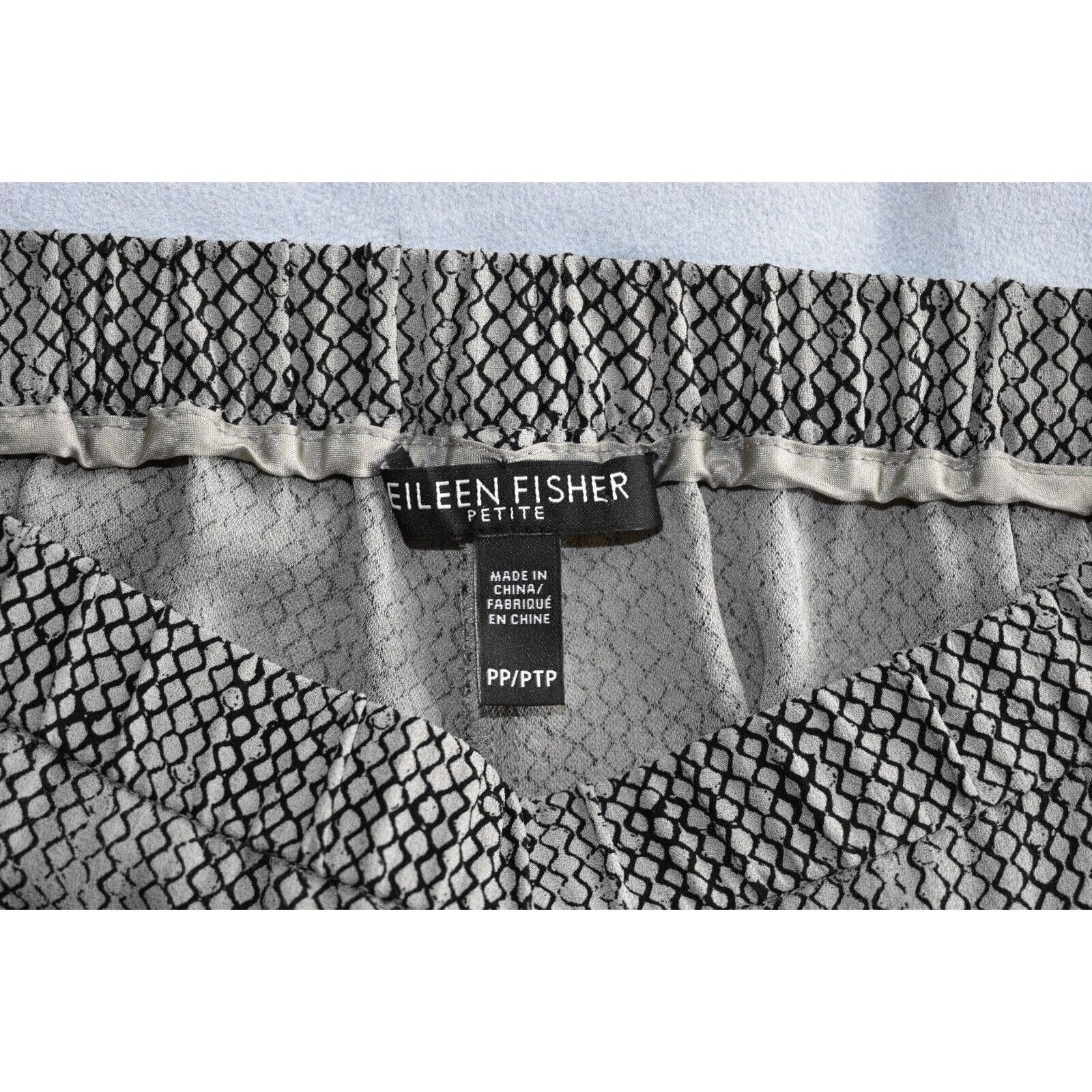 Eileen Fisher EILEEN FISHER Grey Snake Printed Silk Petite Pants Size PP Size 26" / US 2 / IT 38 - 4 Thumbnail
