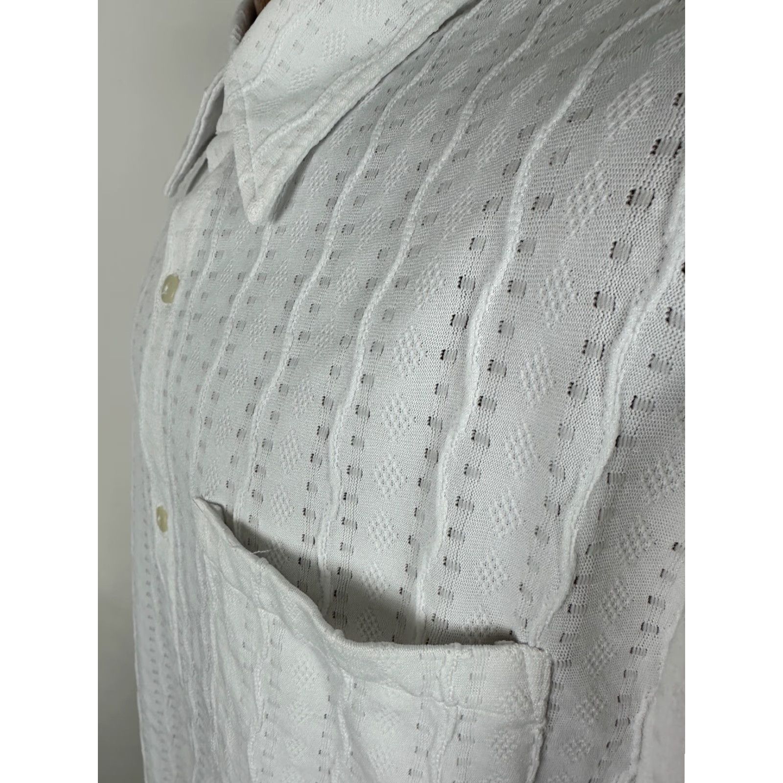 Vintage VINTAGE Pop Icon Rave Shirt Mens Large 90s Casual Polyester Button-Up Short Sleeve White Size US L / EU 52-54 / 3 - 6 Thumbnail
