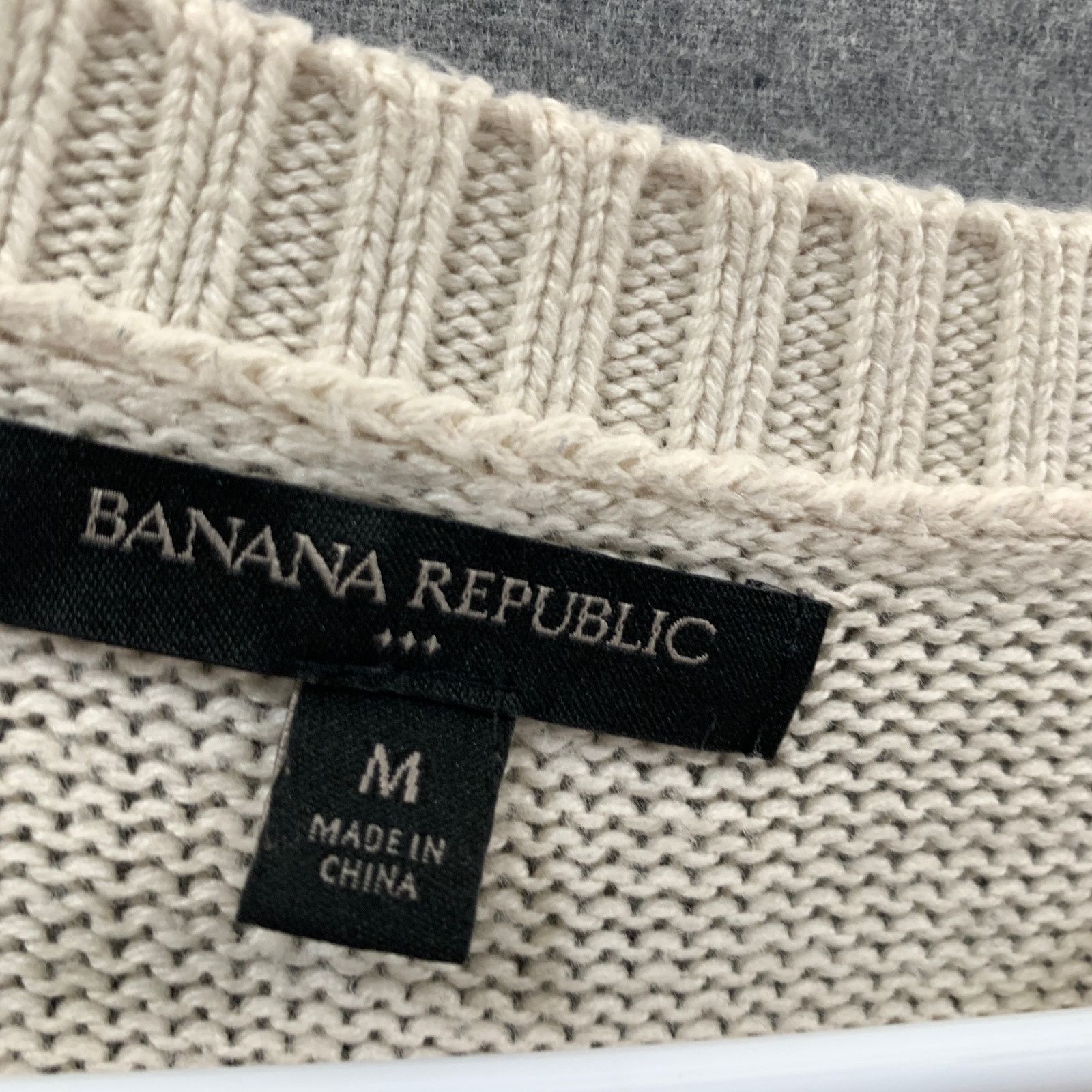 Banana Republic Banana Republic Sweater Womens Medium Long Sleeve Size M / US 6-8 / IT 42-44 - 3 Thumbnail