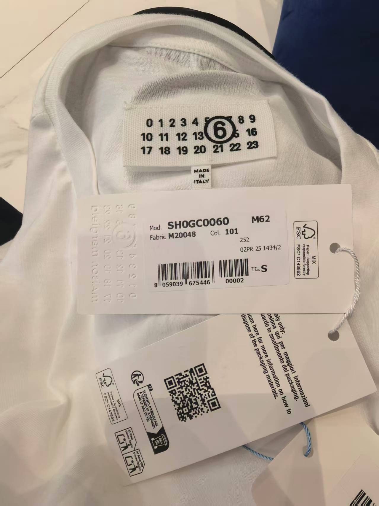 Maison Margiela NWT T-Shirts - White, S,MM6 Maison Margiela Size US S / EU 44-46 / 1 - 4 Thumbnail