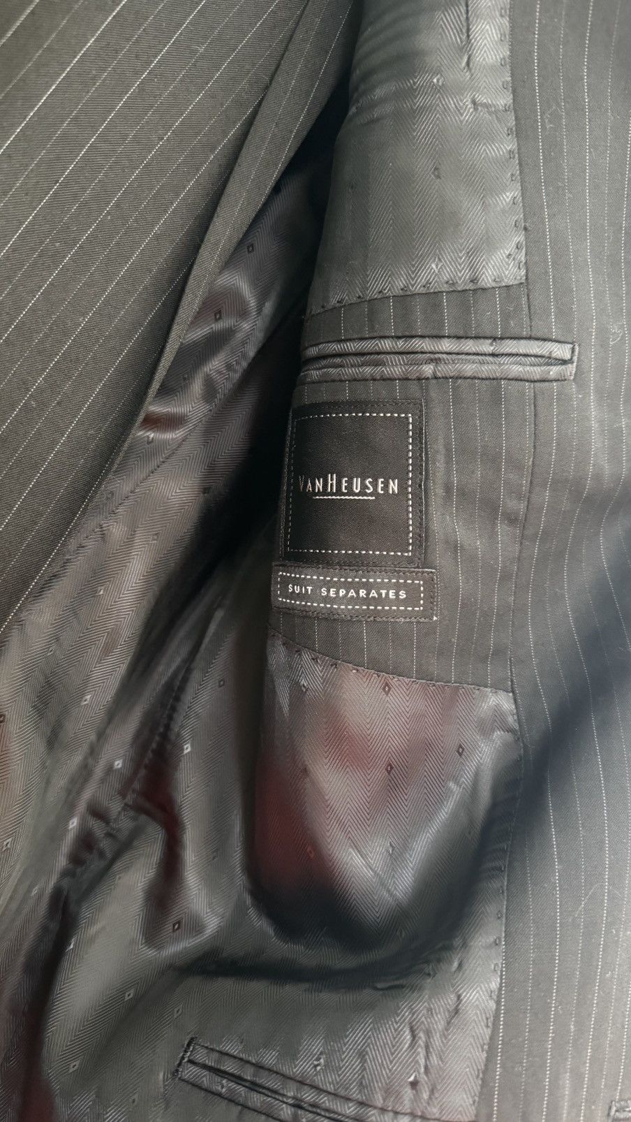 Van Heusen Van Heusen 2 Piece Suit Size 38R - 2 Thumbnail