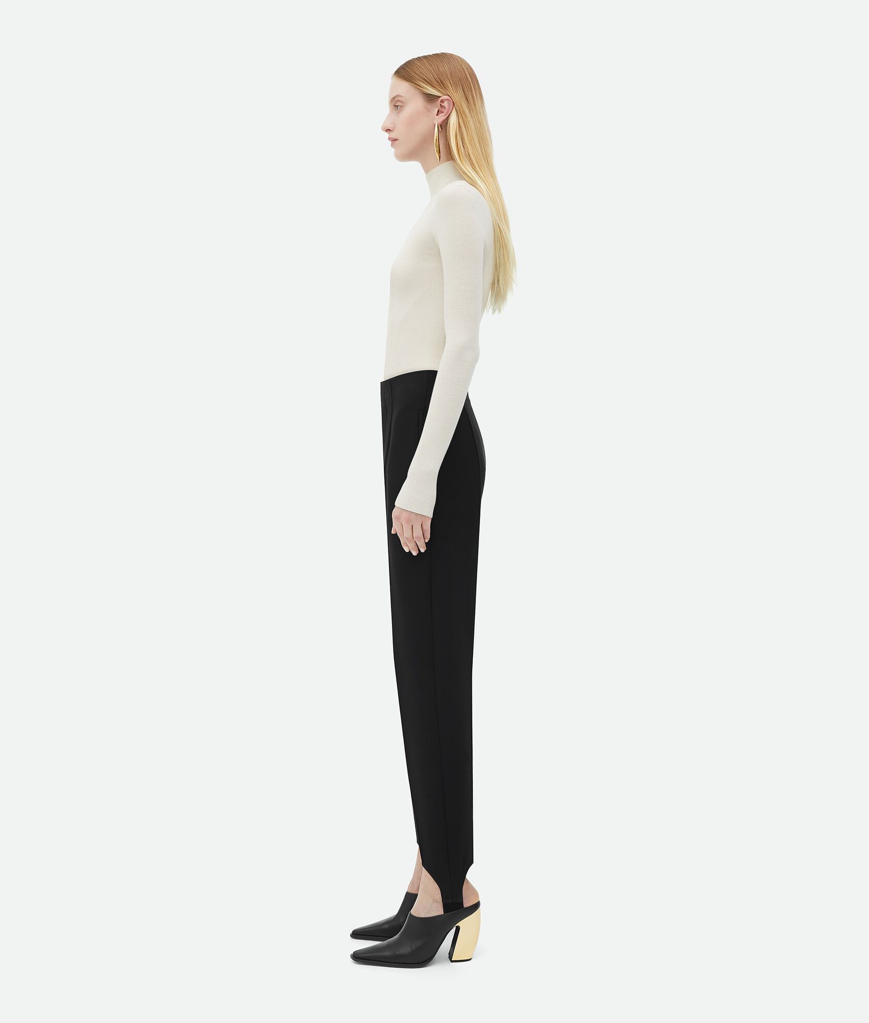 Bottega Veneta Black Structured Cotton Stirrup Trousers Size 26" / US 2 / IT 38 - 6 Thumbnail