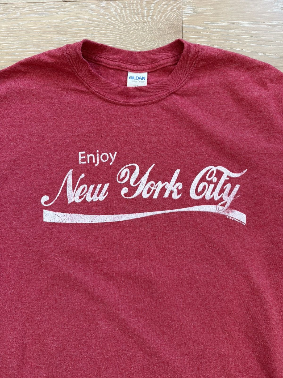 Gildan Enjoy New York City Coca Cola Shirt Streetwear Size US M / EU 48-50 / 2 - 1 Thumbnail
