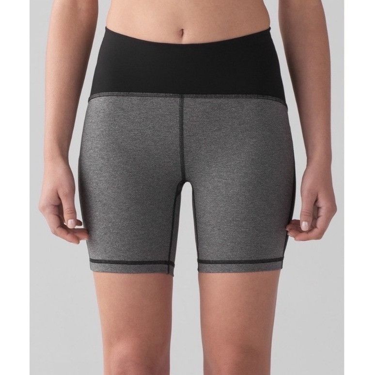 Lululemon Lululemon Train Times Short *6" Size 4 Heathered Black / Bla Size 27" / US 4 / IT 40 - 1 Thumbnail