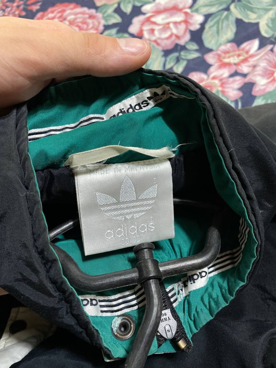 Adidas × Vintage Vintage Adidas 3 Stripes Windbreaker Jacket Size US S / EU 44-46 / 1 - 6 Thumbnail
