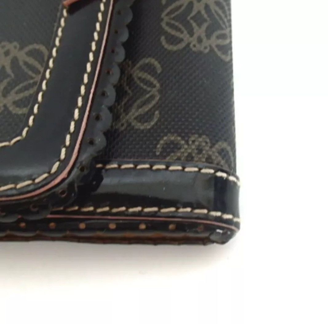 Loewe LOEWE Anagram Wallet in mint condition Size ONE SIZE - 5 Thumbnail
