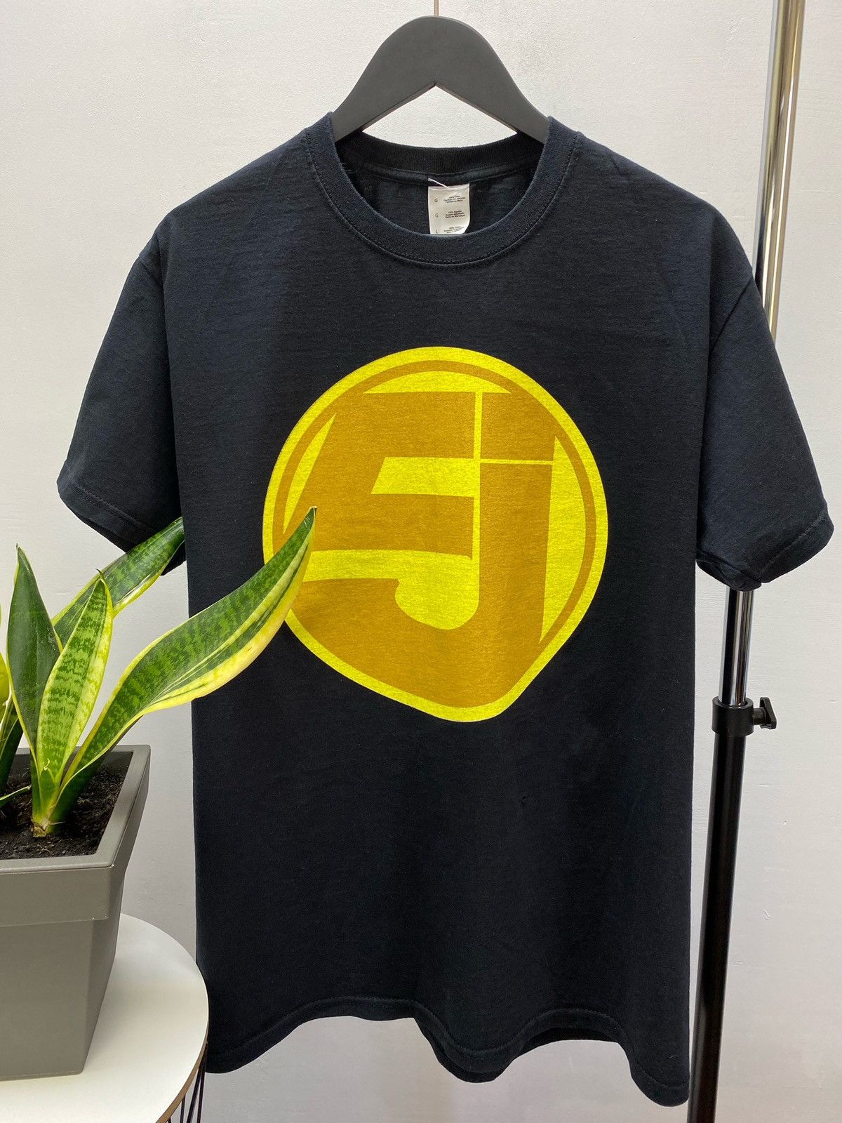 Band Tees × Rap Tees × Vintage Jurassic 5 Late 2014 Box Logo Band Rap T Shirt Size US L / EU 52-54 / 3 - 6 Thumbnail