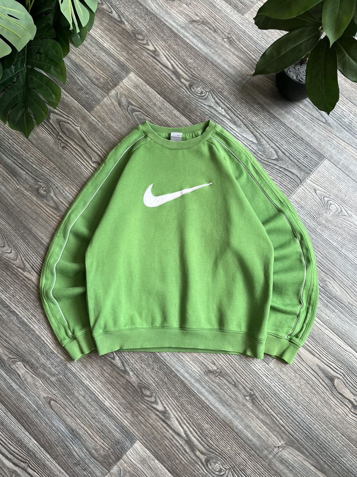 Vintage nike sweatshirt green sales