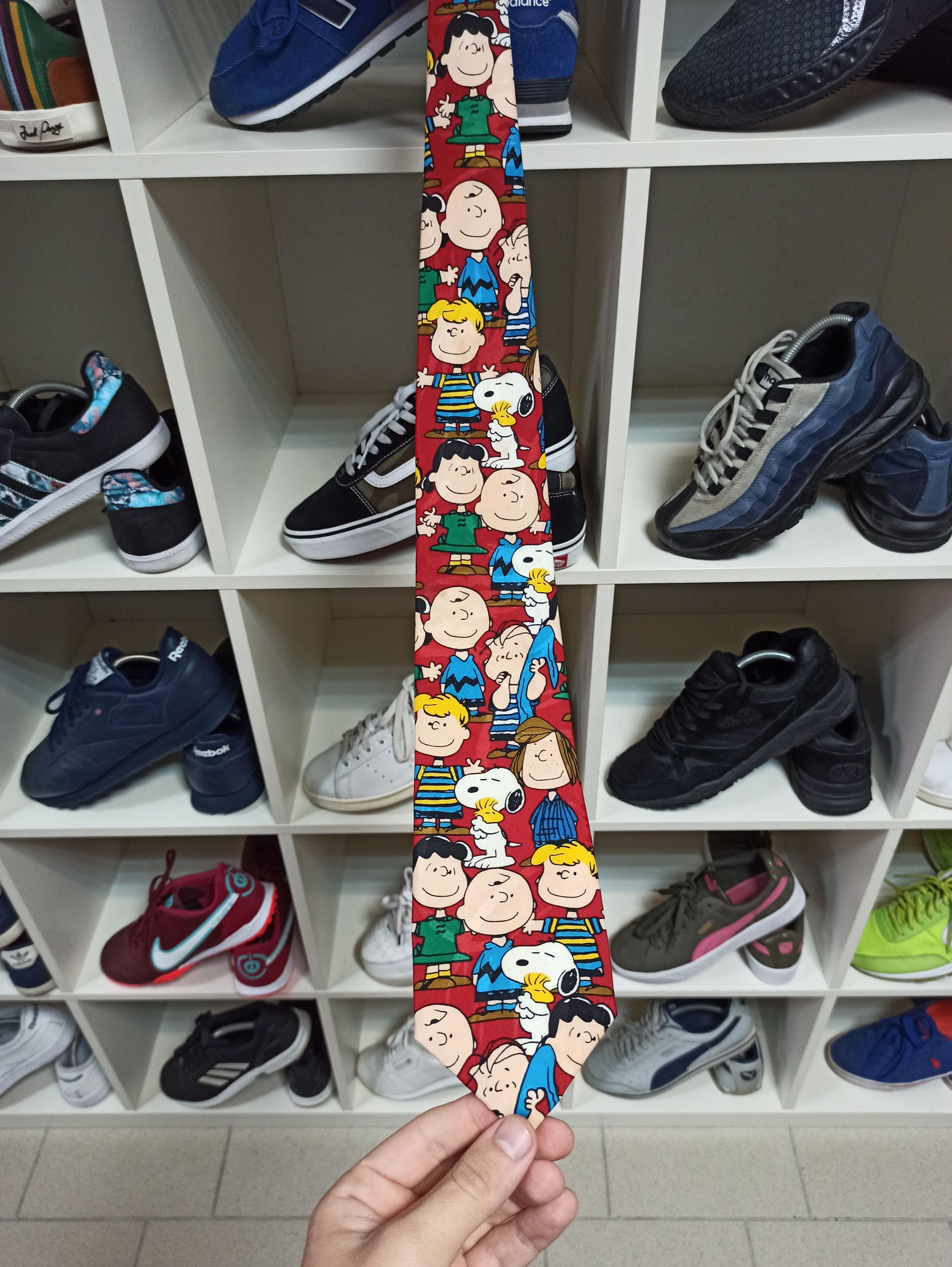 Vintage Peanuts tie