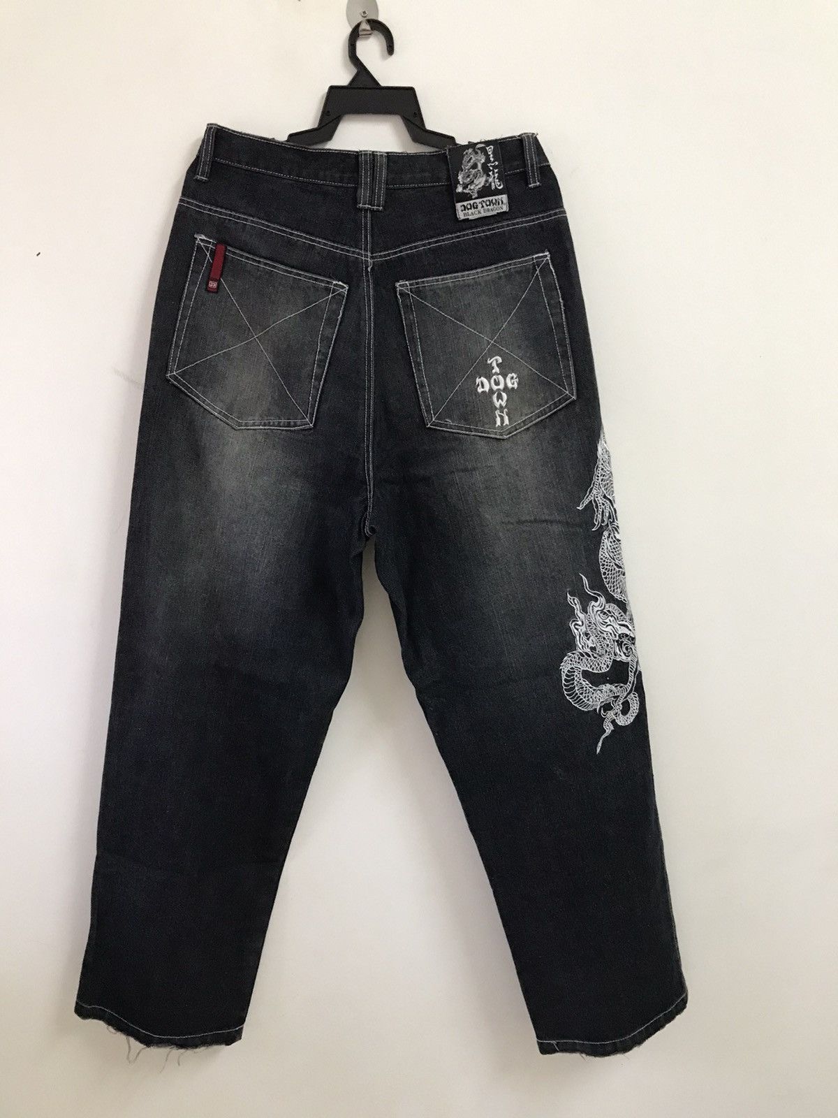 Dogtown Rare Dogtown Black dragon baggy jeans Size US 32 / EU 48 - 3 Thumbnail