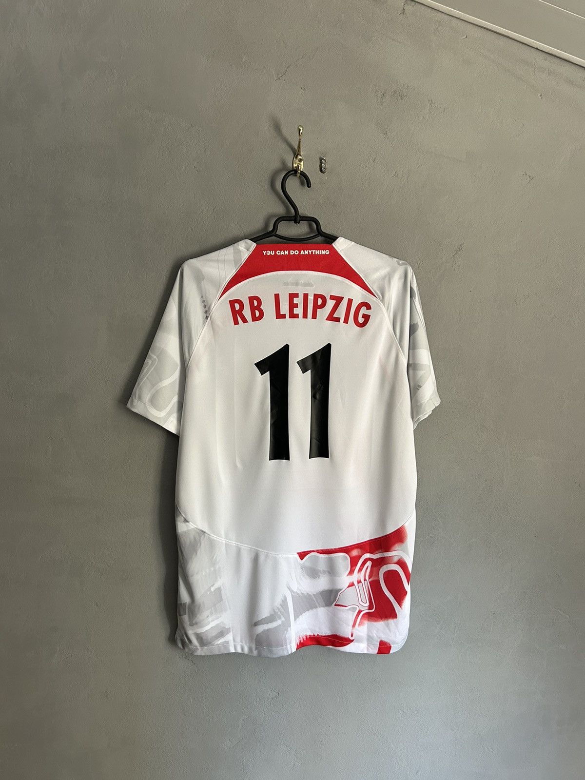 Nike Red Bull Leipzig Home 2022-23 jersey Size US L / EU 52-54 / 3 - 8 Thumbnail