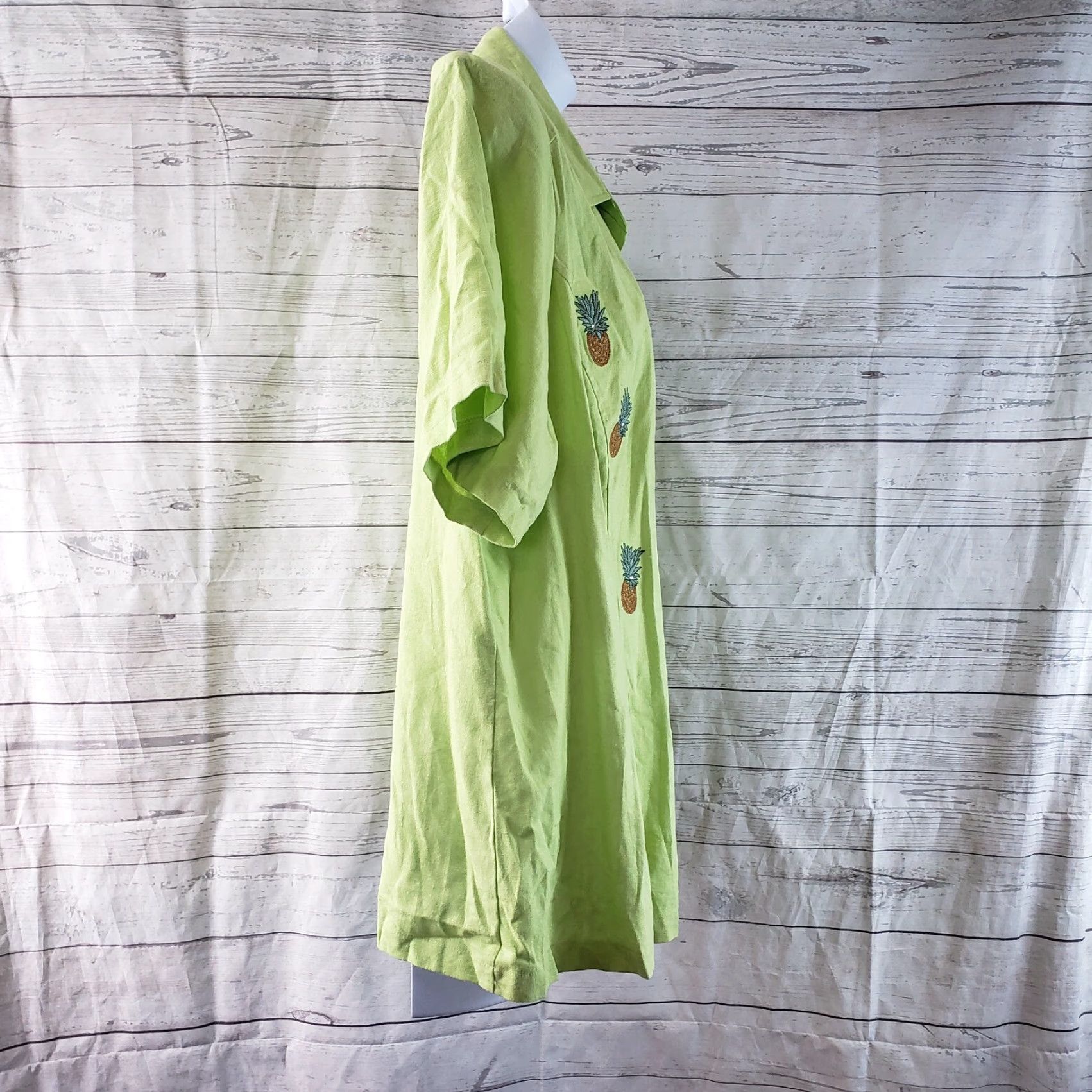 Vintage A.K.C. Womens Top Button-Up Linen Embroidered Pineapples Green 3X Plus Size Casual Shirt Womens Size XXL / US 16-18 / IT 52-54 - 3 Thumbnail